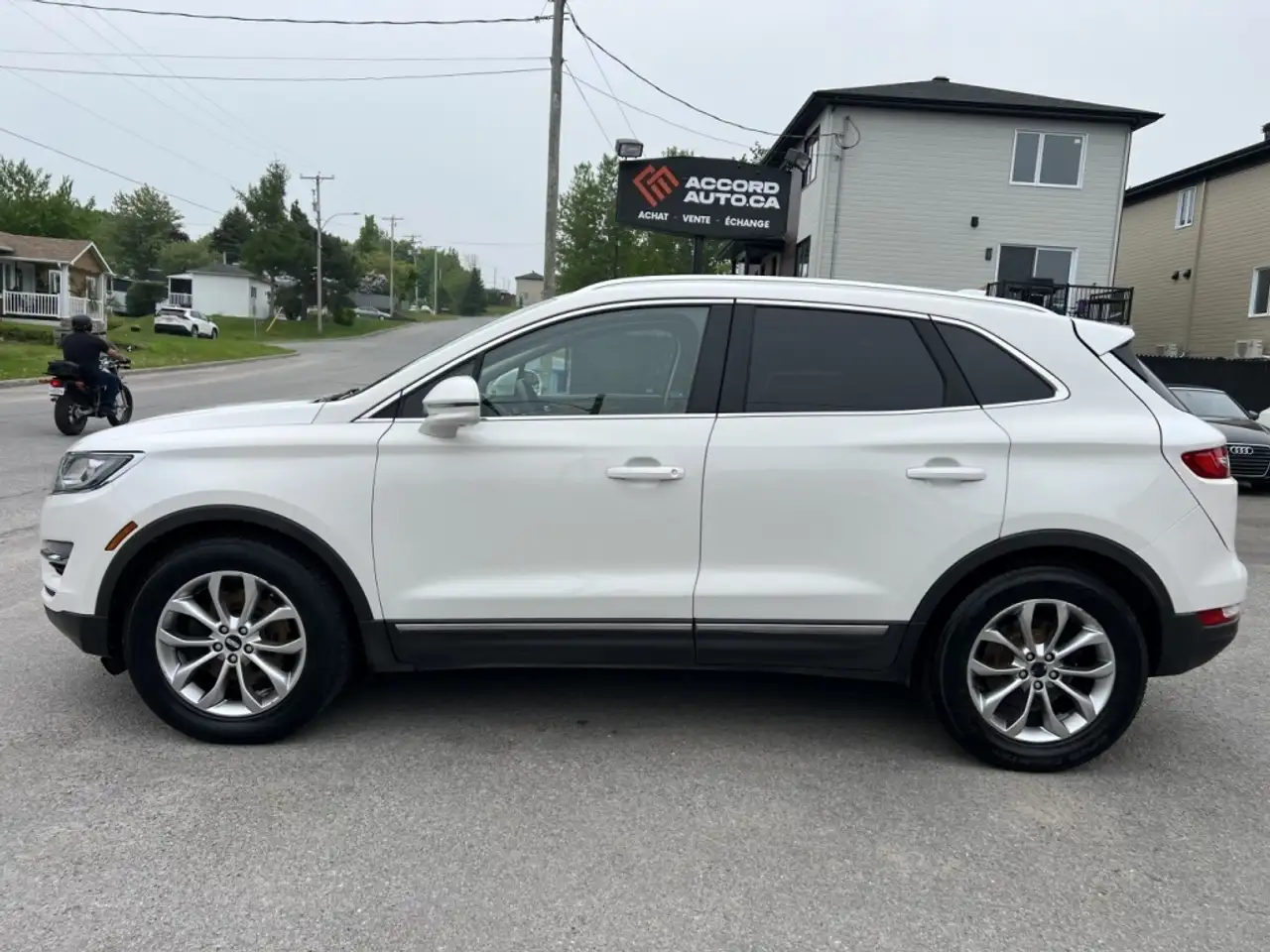 Lincoln MKC снимка Lincoln MKC