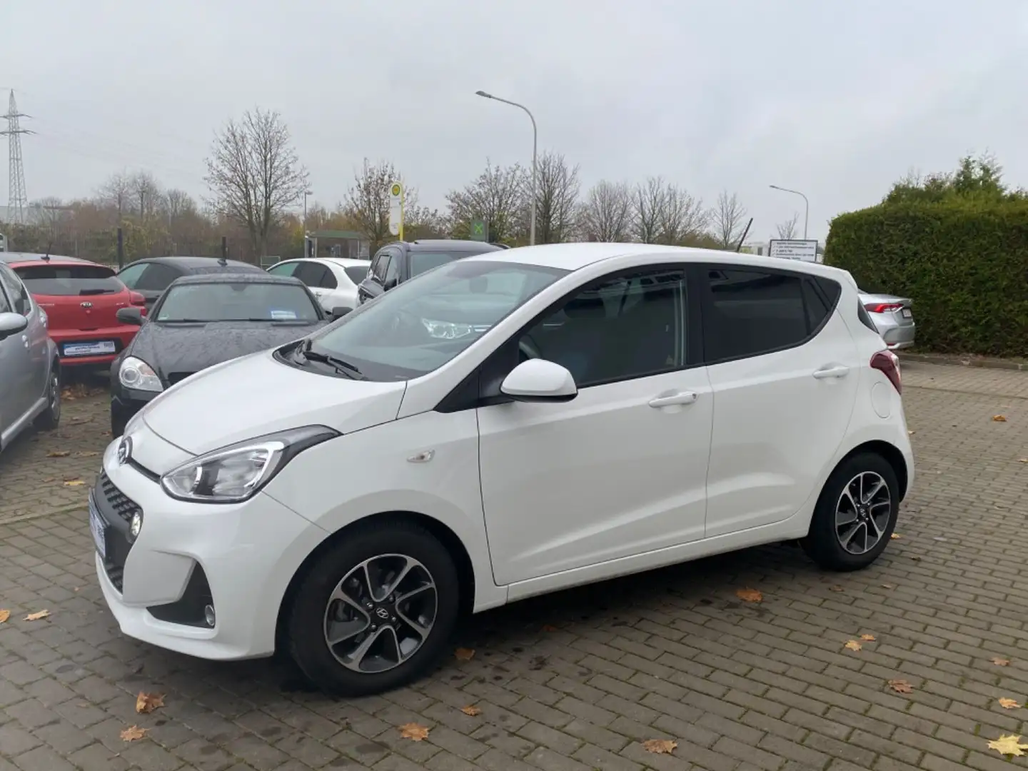 Hyundai i10 Trend 5.türig/Klima/Lenkradh/Sitzh/EURO6/ Wit - 2