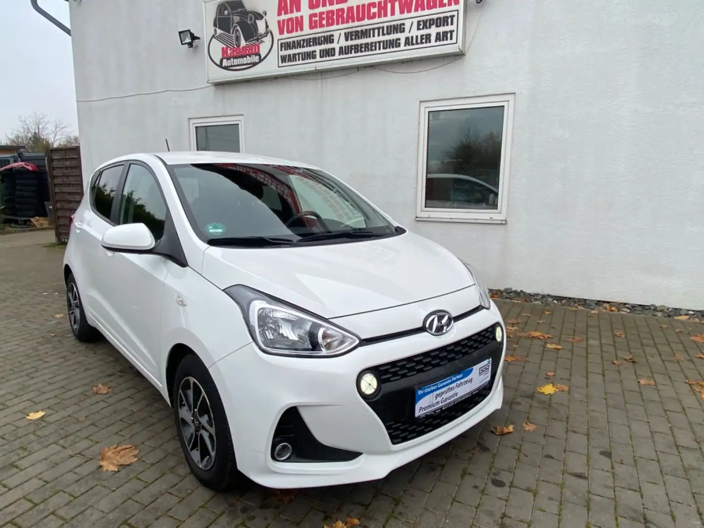 Hyundai i10 Trend 5.türig/Klima/Lenkradh/Sitzh/EURO6/ Wit - 1