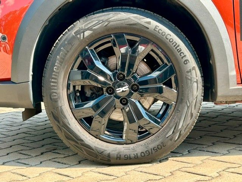 Dacia Jogger Extreme+  TCe 100 ECO-G 7-Sitze — photo 9