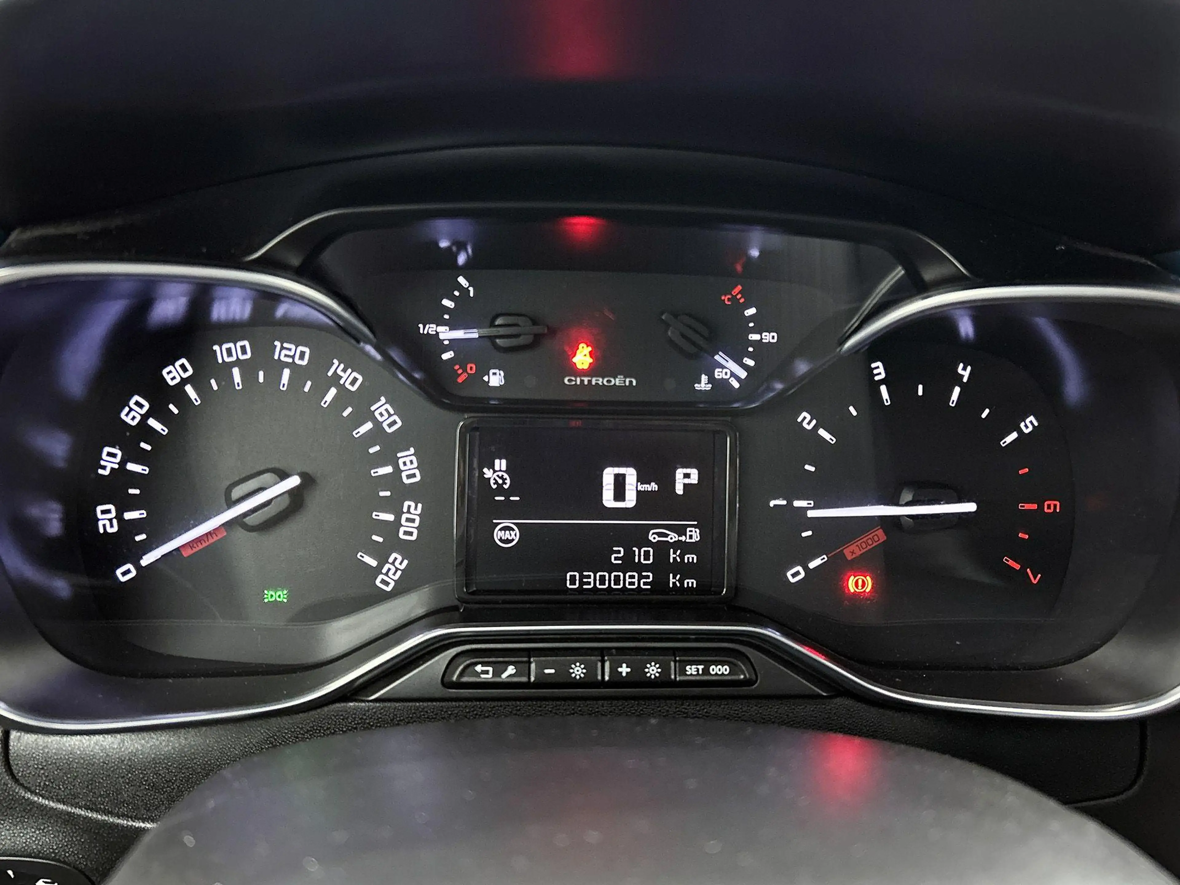 Citroen C3 1.2 110pk Shine Automaat | Navigatie | Climate Con — photo 14