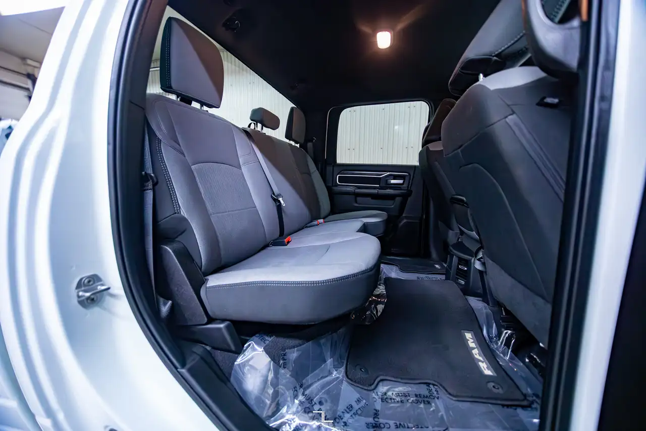 RAM 2500 снимка RAM 2500