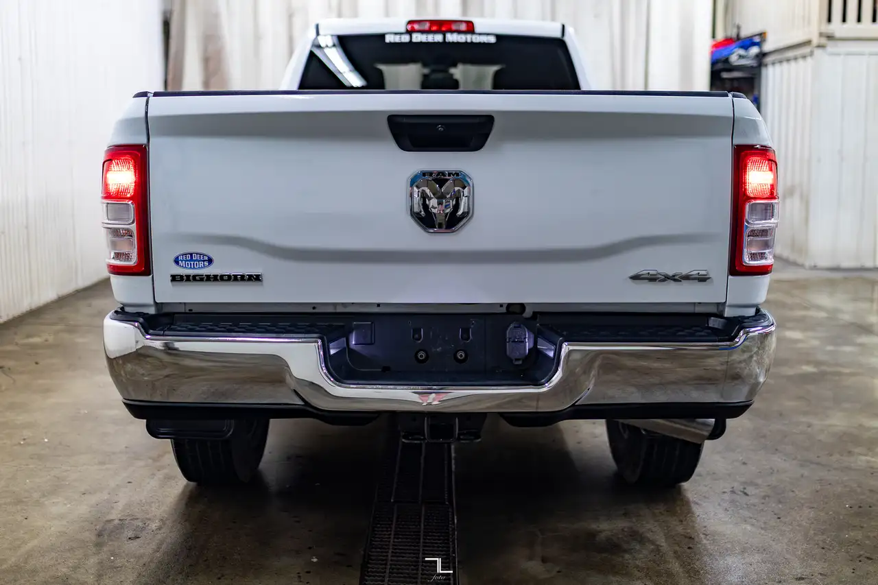 RAM 2500 снимка RAM 2500