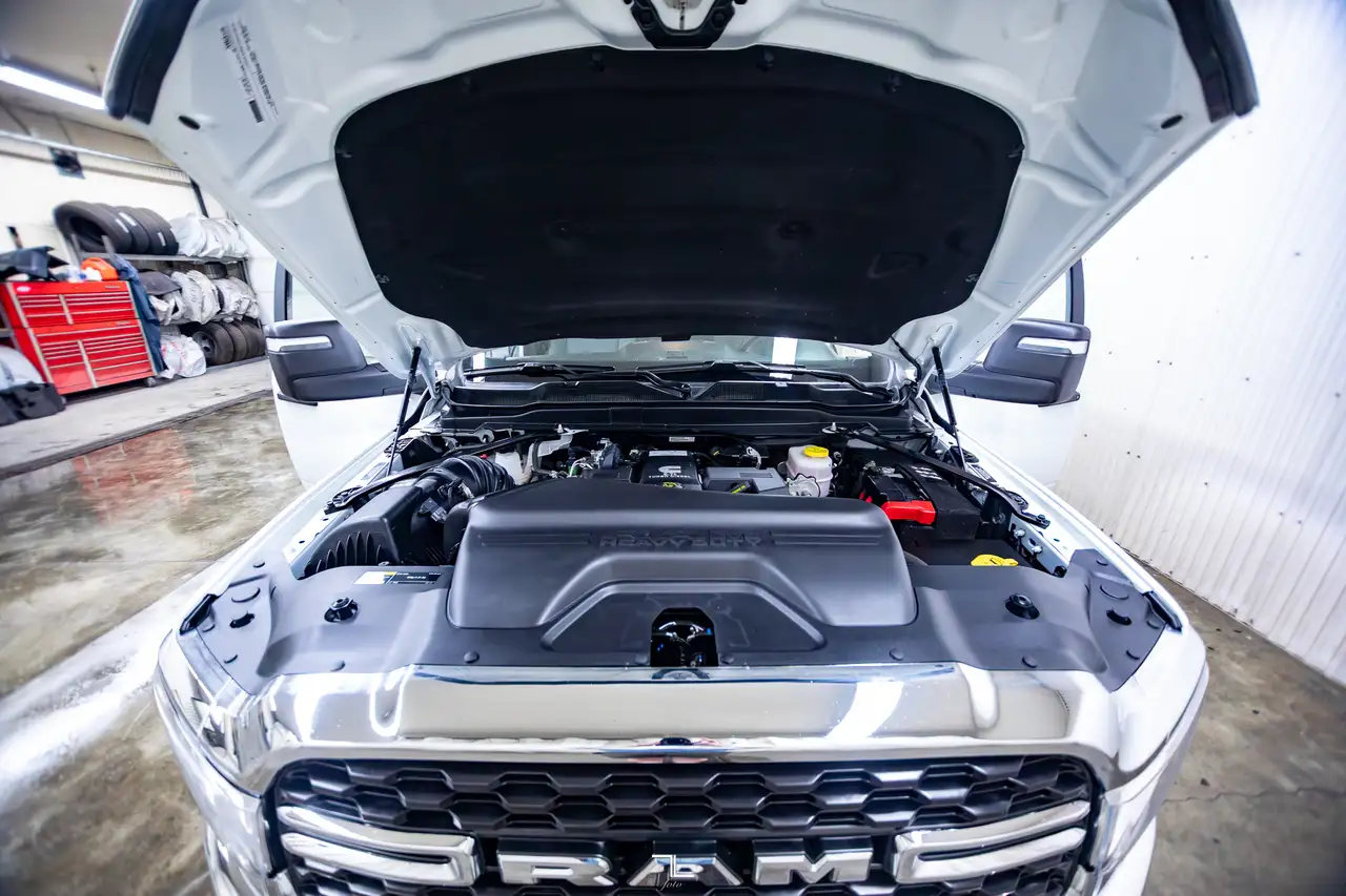 RAM 2500 снимка RAM 2500