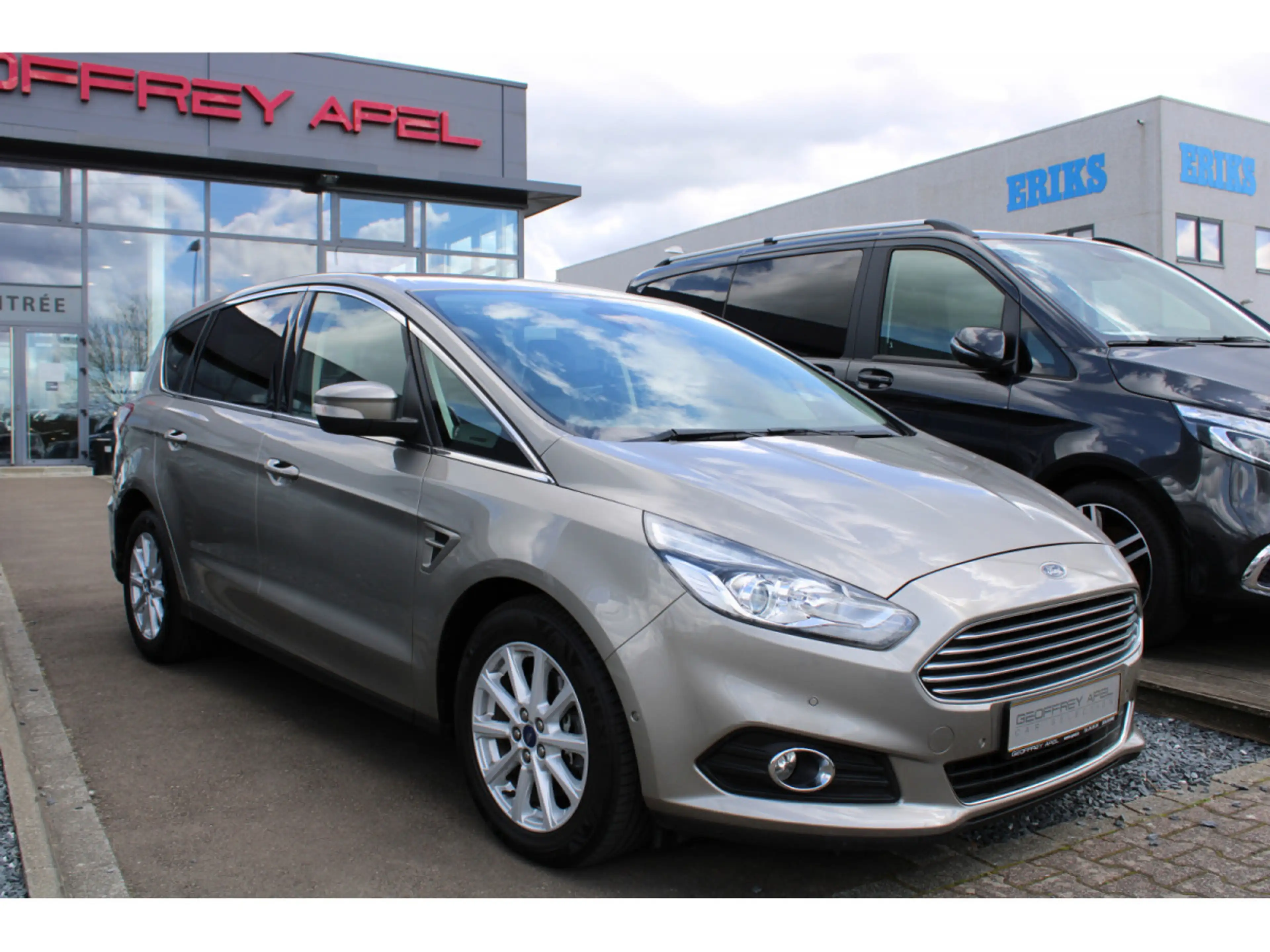 Ford S-Max TITANIUM CUIR LED NAVI — photo 5