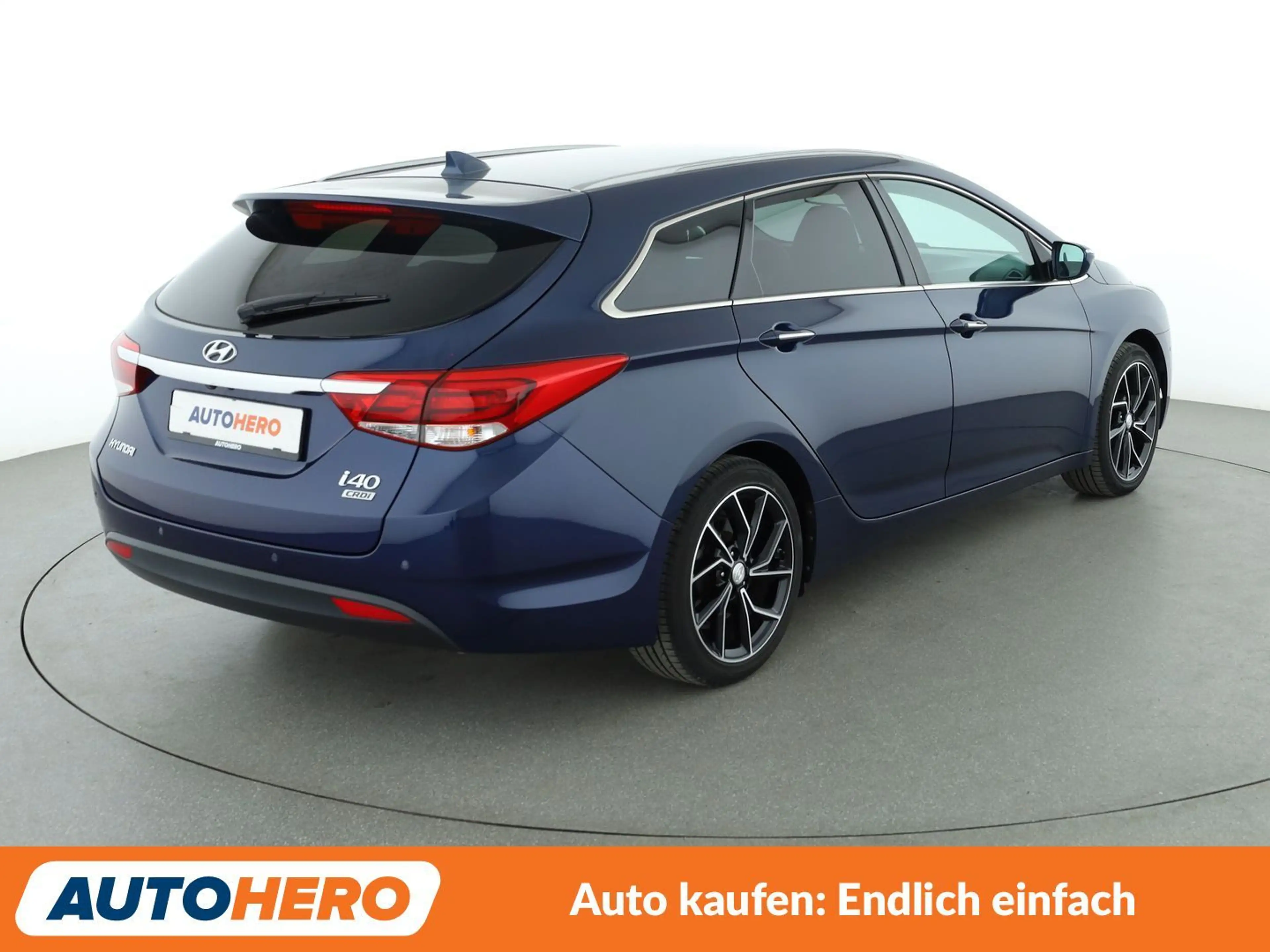 Hyundai i40 1.6 CRDi Space Plus*NAVI*XENON*CAM*SPUR*PDC*SHZ* — photo 6