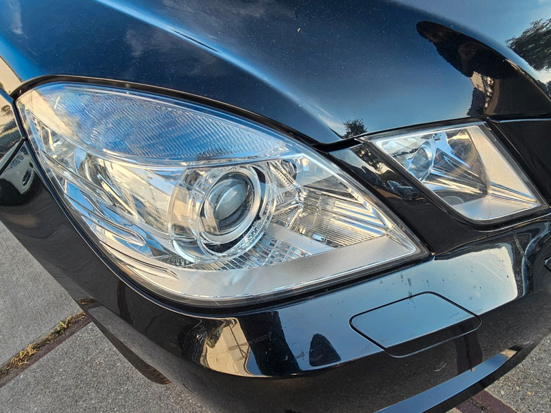 Mercedes-Benz E 200 CGI — photo 12