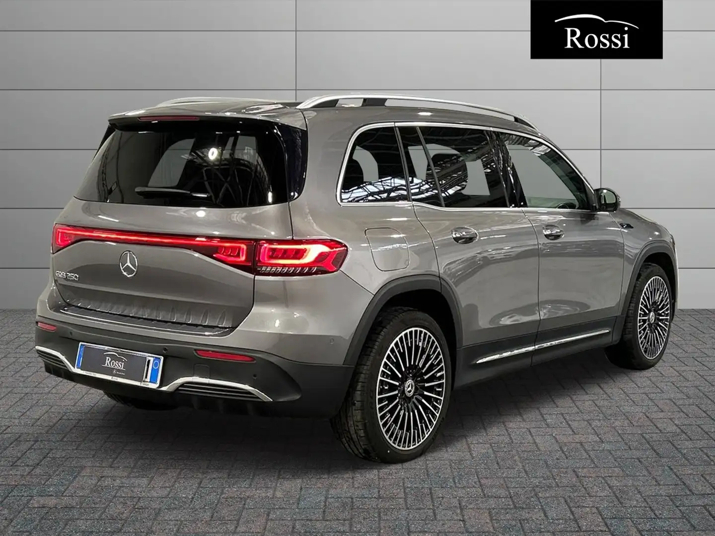Mercedes-Benz EQB 250 250 Premium Plus Grau - 2