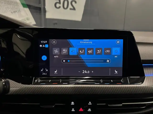 Volkswagen Golf view 22