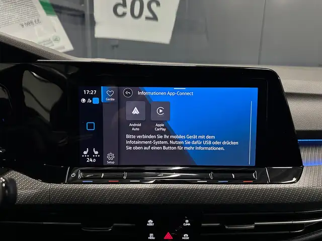 Volkswagen Golf view 24