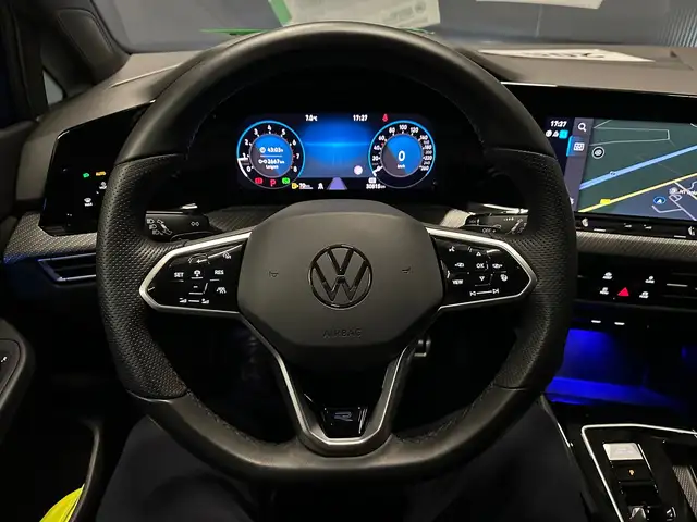 Volkswagen Golf view 16