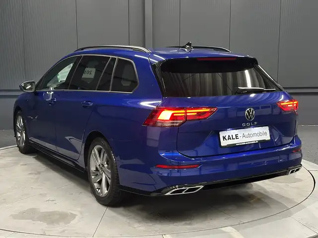 Volkswagen Golf view 4