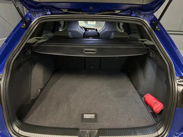 Volkswagen Golf view 27