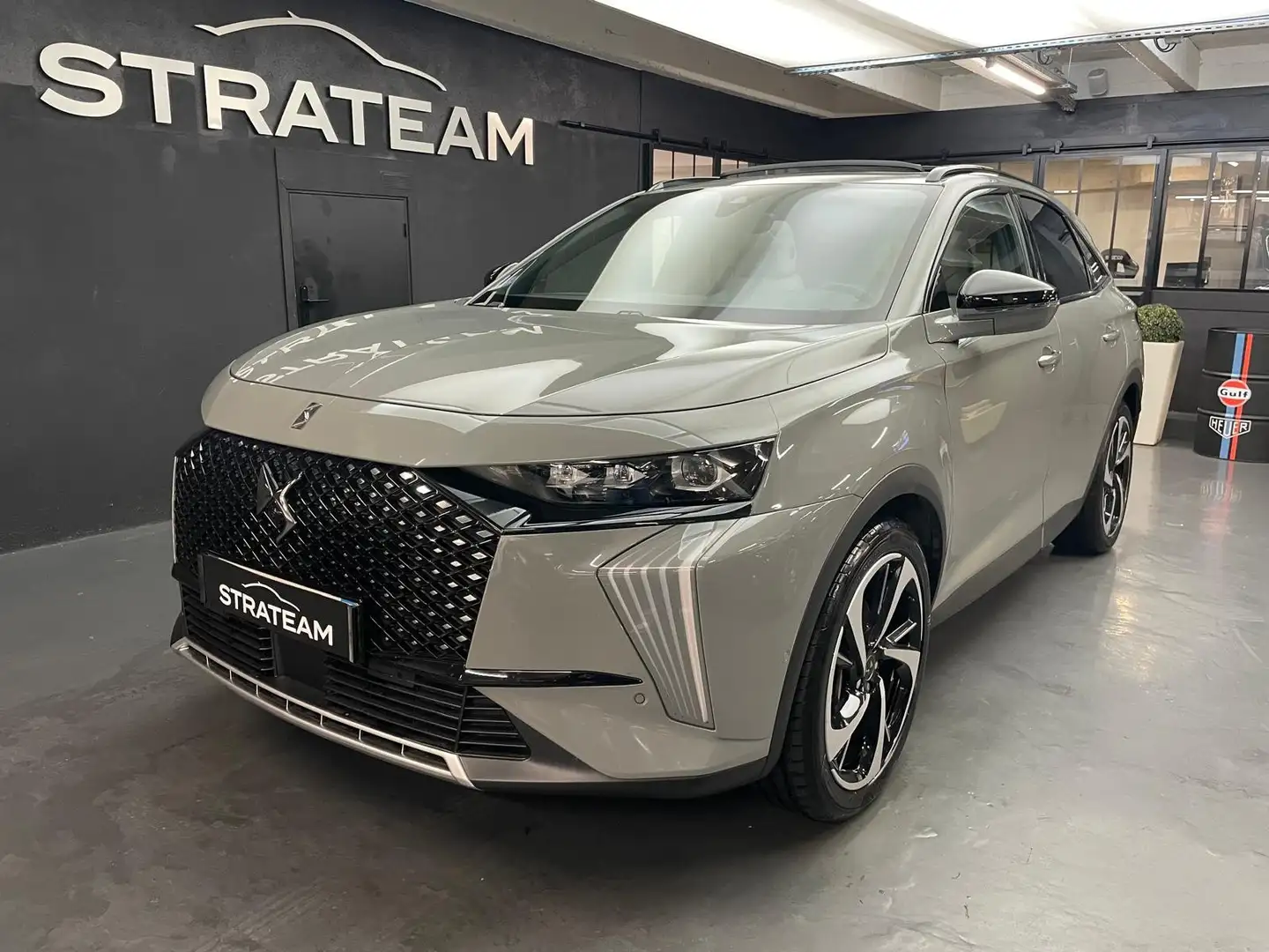 DS Automobiles DS 7 E-TENSE 300 4X4 OPERA Gris - 1