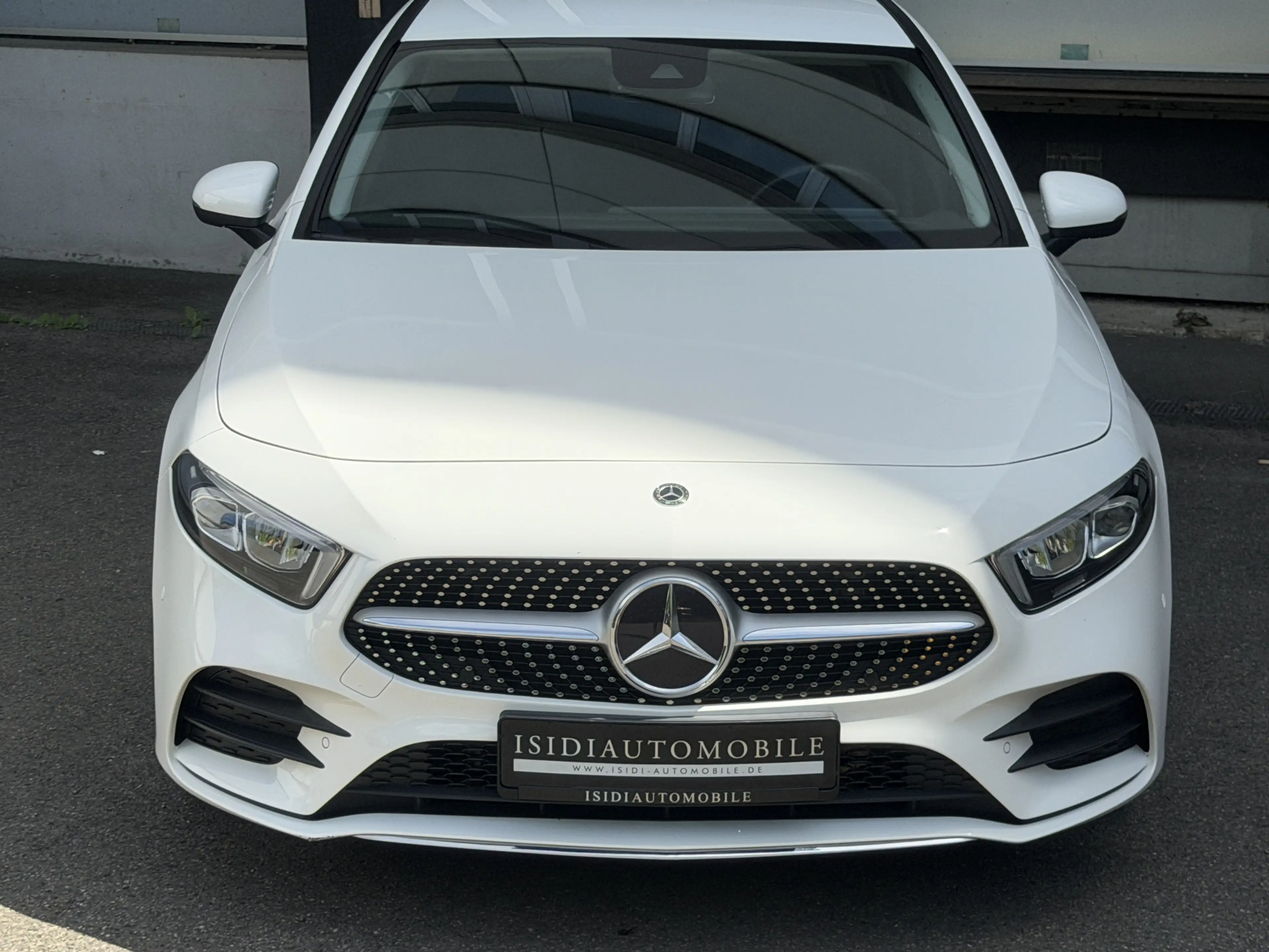Mercedes-Benz A 250 AMG LED MBUX Ambiente Rü-Kamera 19 — photo 10
