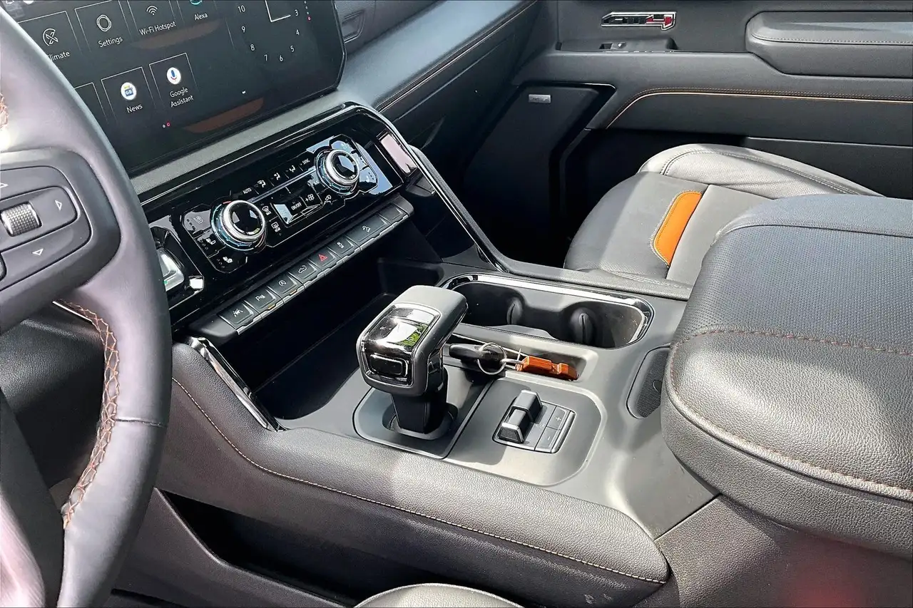 GMC Sierra 1500 снимка GMC Sierra 1500