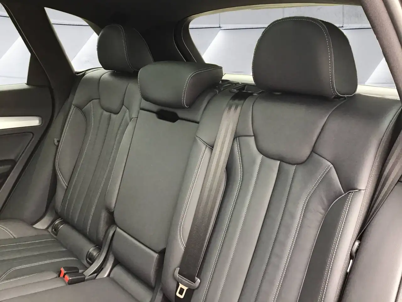 Audi Q5 снимка Audi Q5