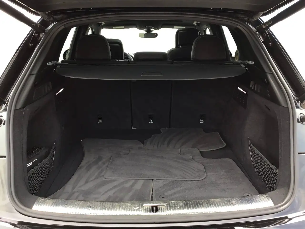 Audi Q5 снимка Audi Q5
