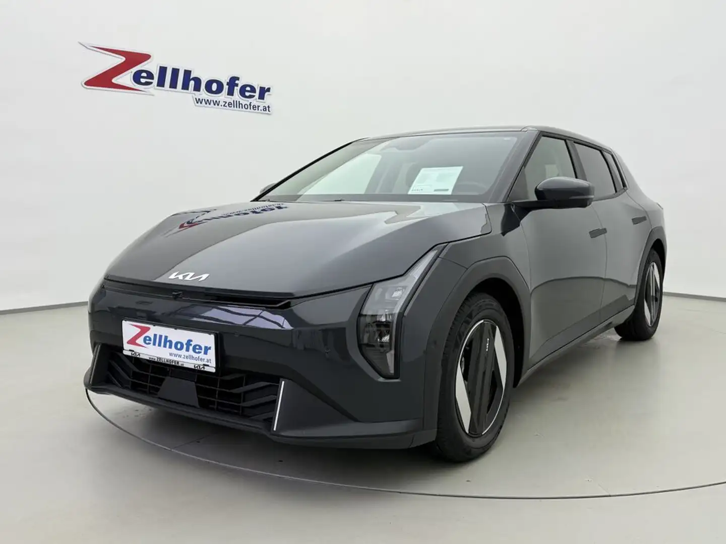 Kia EV4 HB FWD 81,4kWh Earth Plus Grau - 1