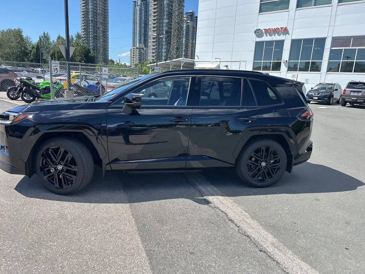 Toyota RAV 4 photo Toyota RAV 4