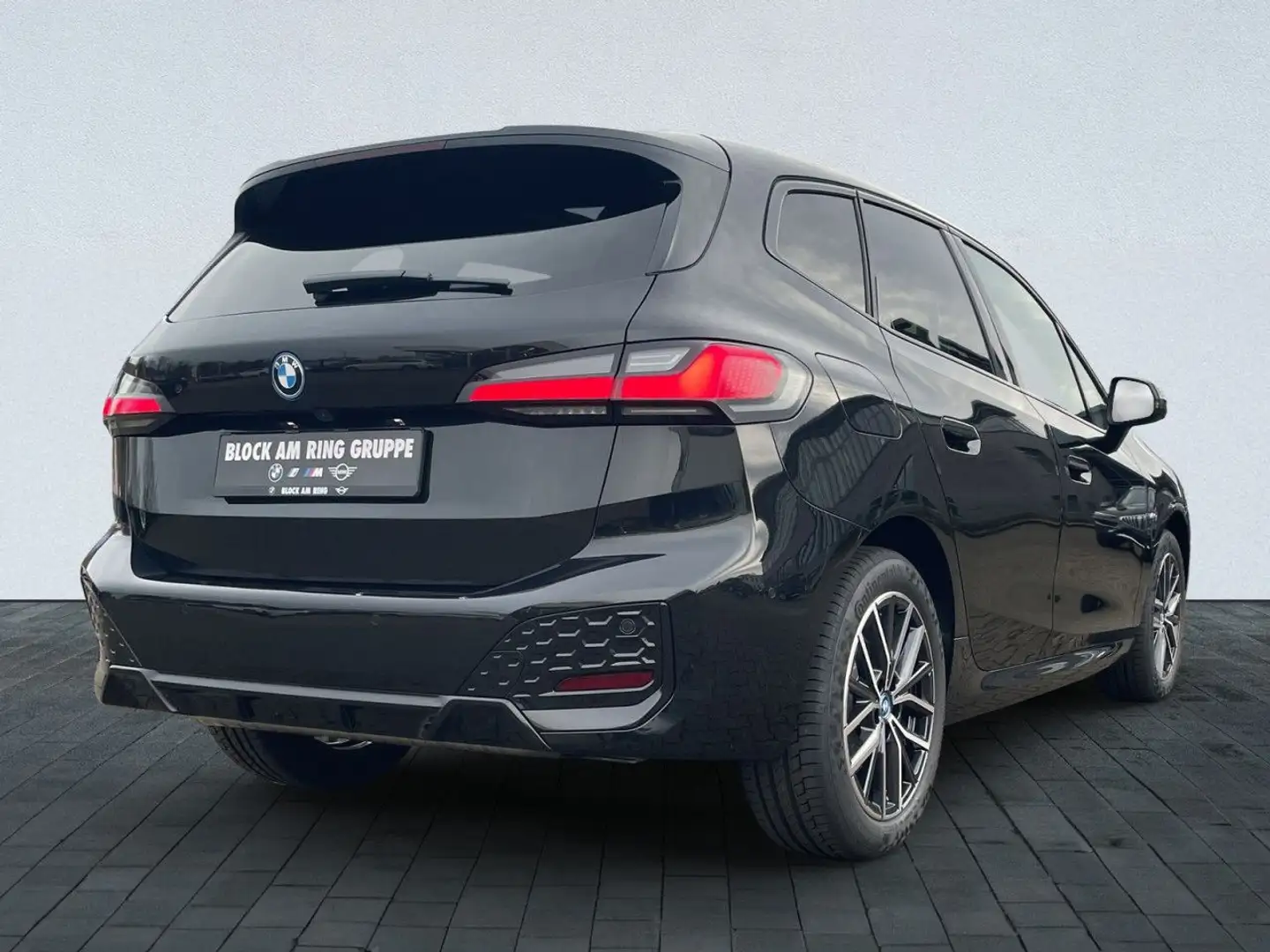 BMW 230 E XDRIVE Active Tourer Sportpaket Bluetooth HUD Black - 2