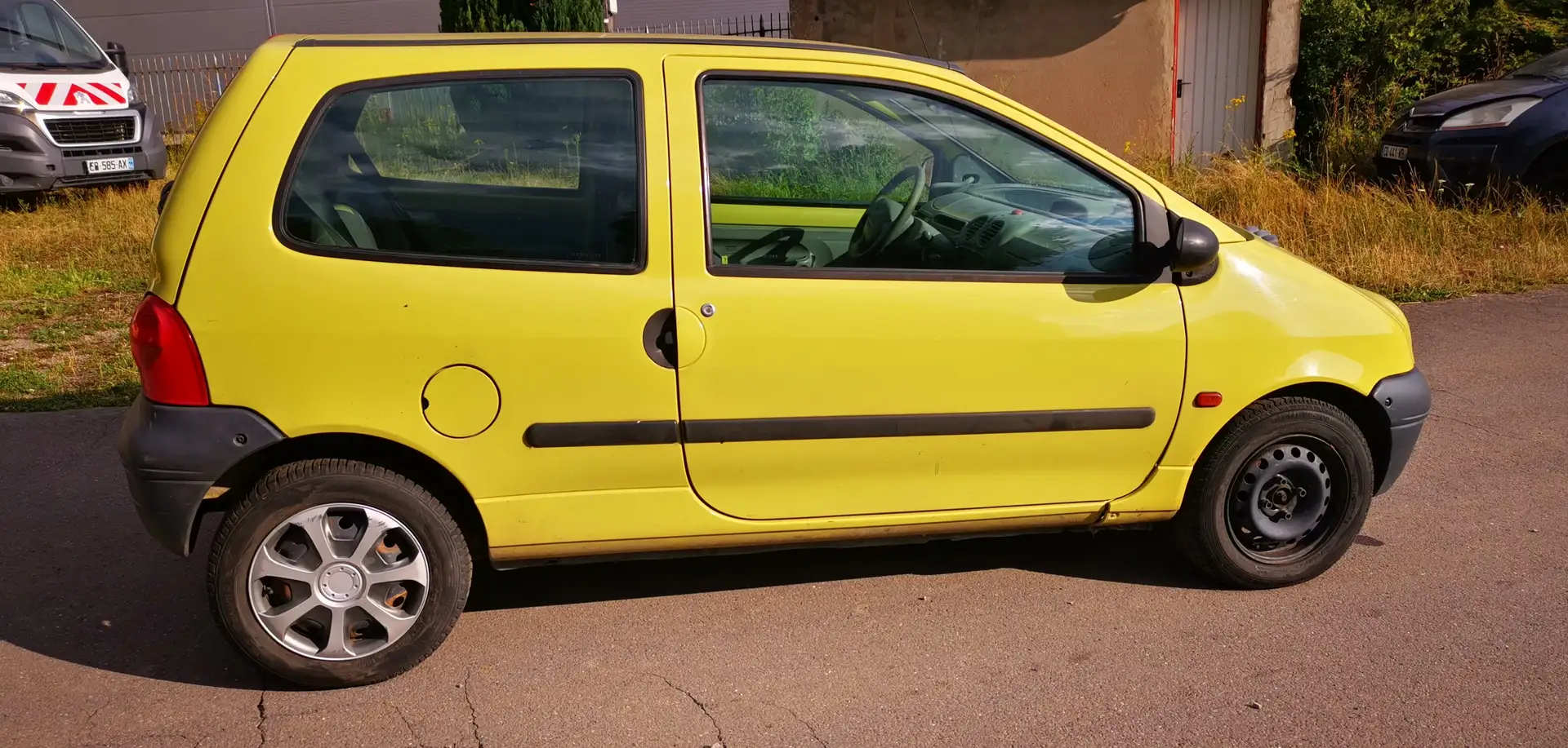 Renault Twingo Twingo 1.2i Benetton Jaune - 1