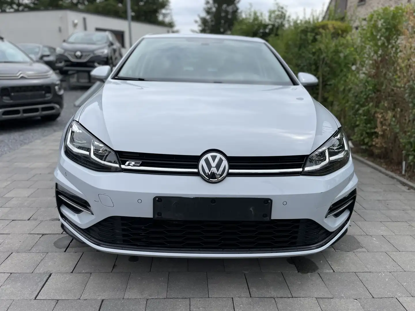 Volkswagen Golf Golf 1.0 TSI AUTOMAAT R-LINE GPS-CAMERA/AIRCO/EU 6 Gris - 2