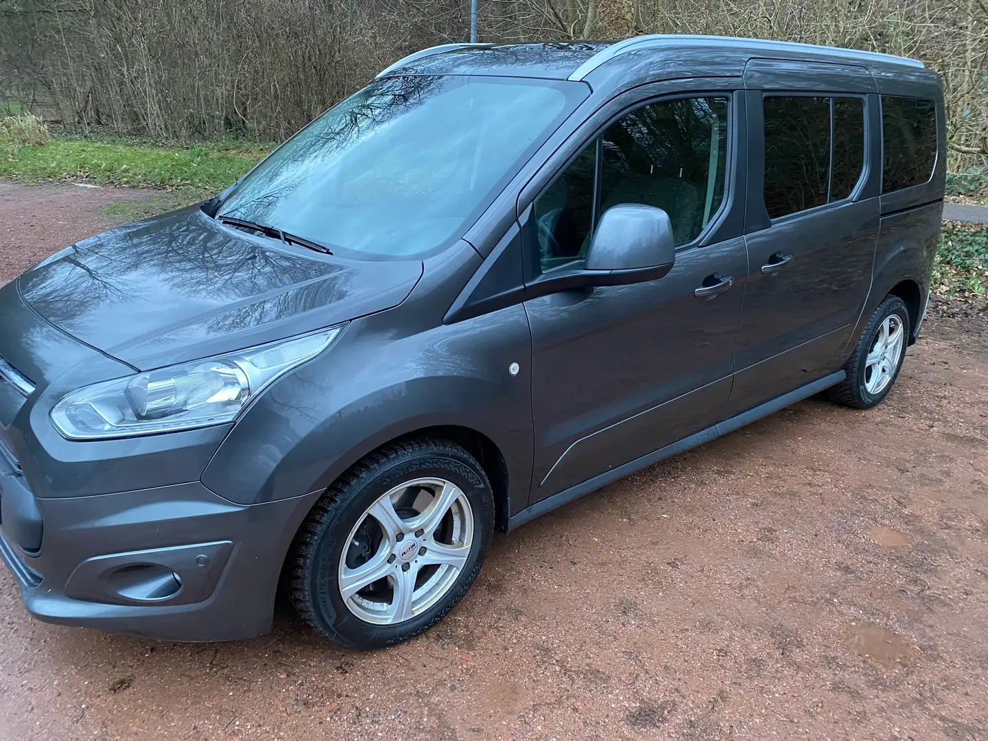 Ford Grand Tourneo connect Grey - 2