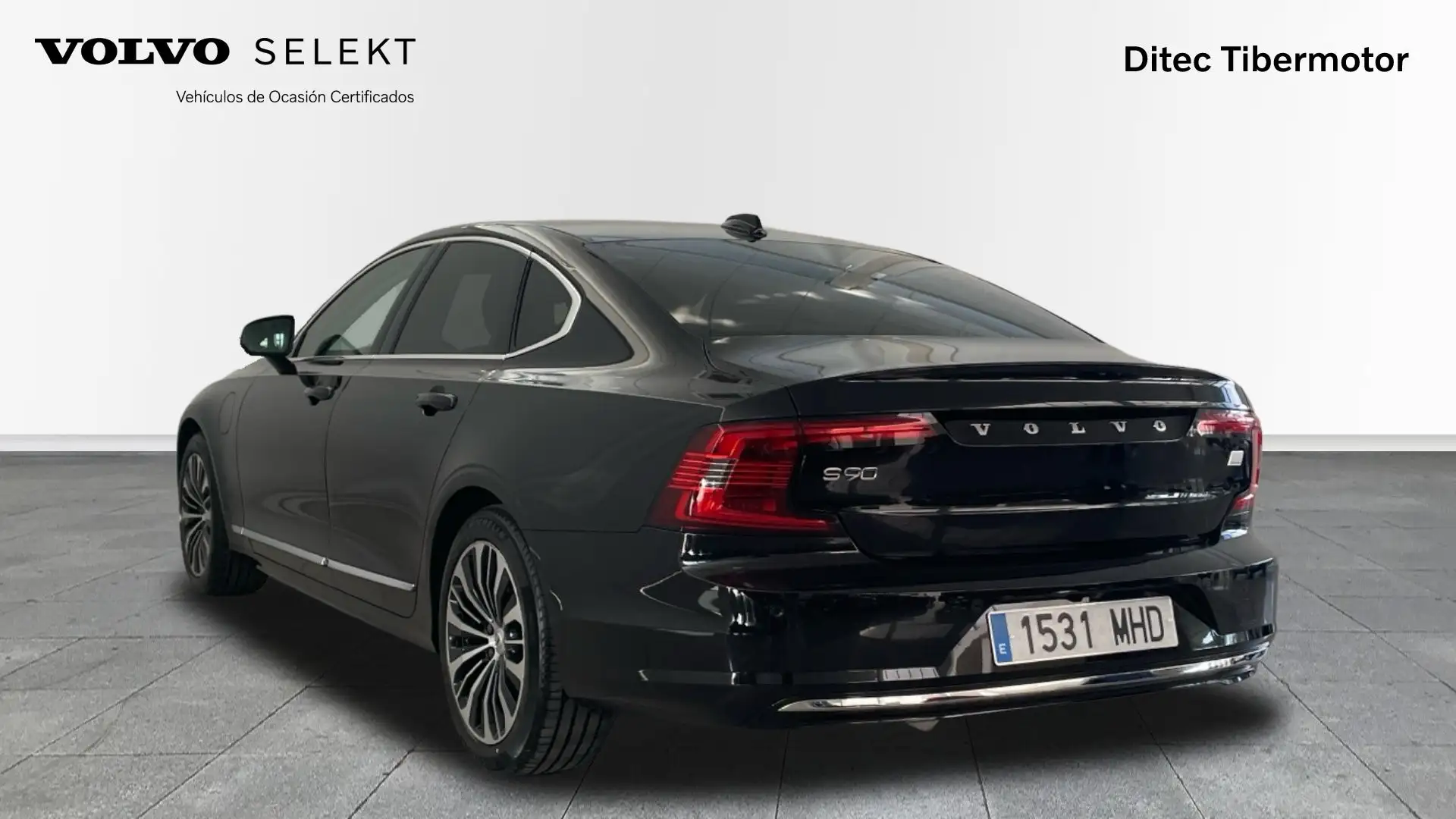 Volvo S90 T8 Recharge Core AWD Fekete - 2