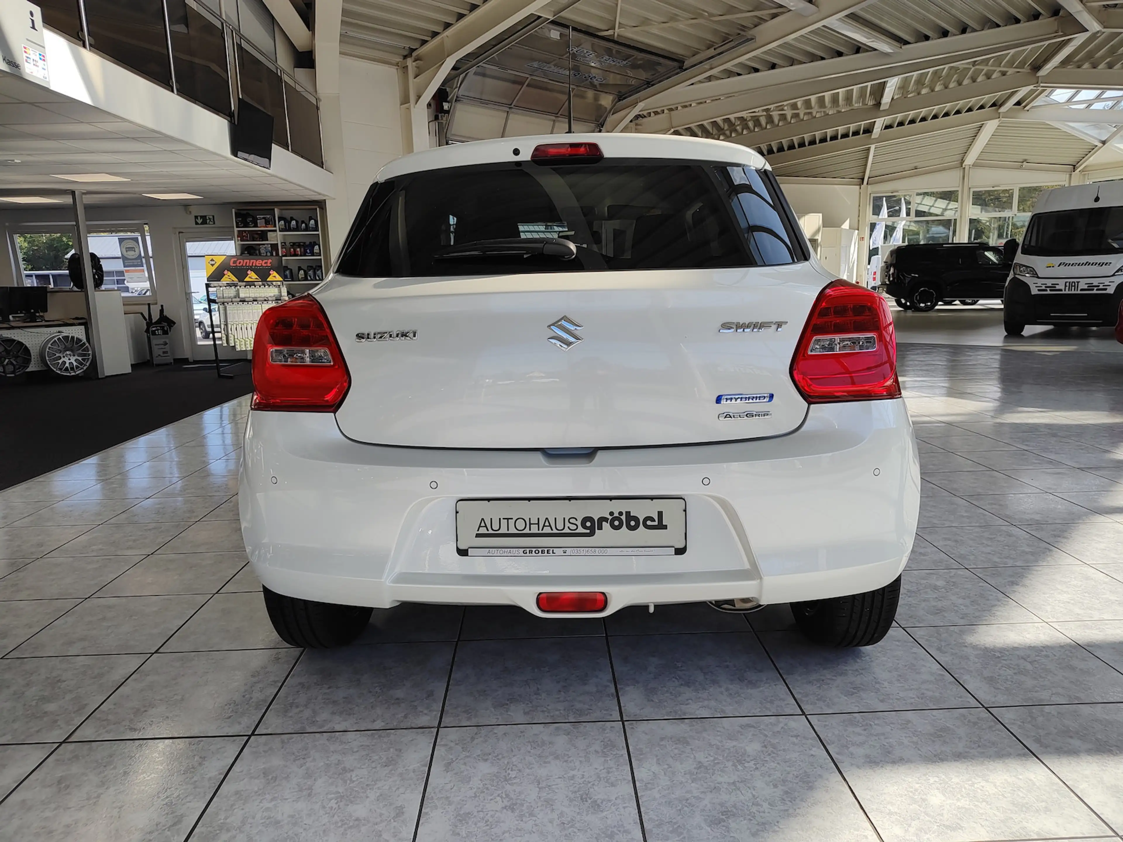Suzuki Swift 1.2 Dualjet Hybrid Comfort 4x4 Audio Syst. — photo 9