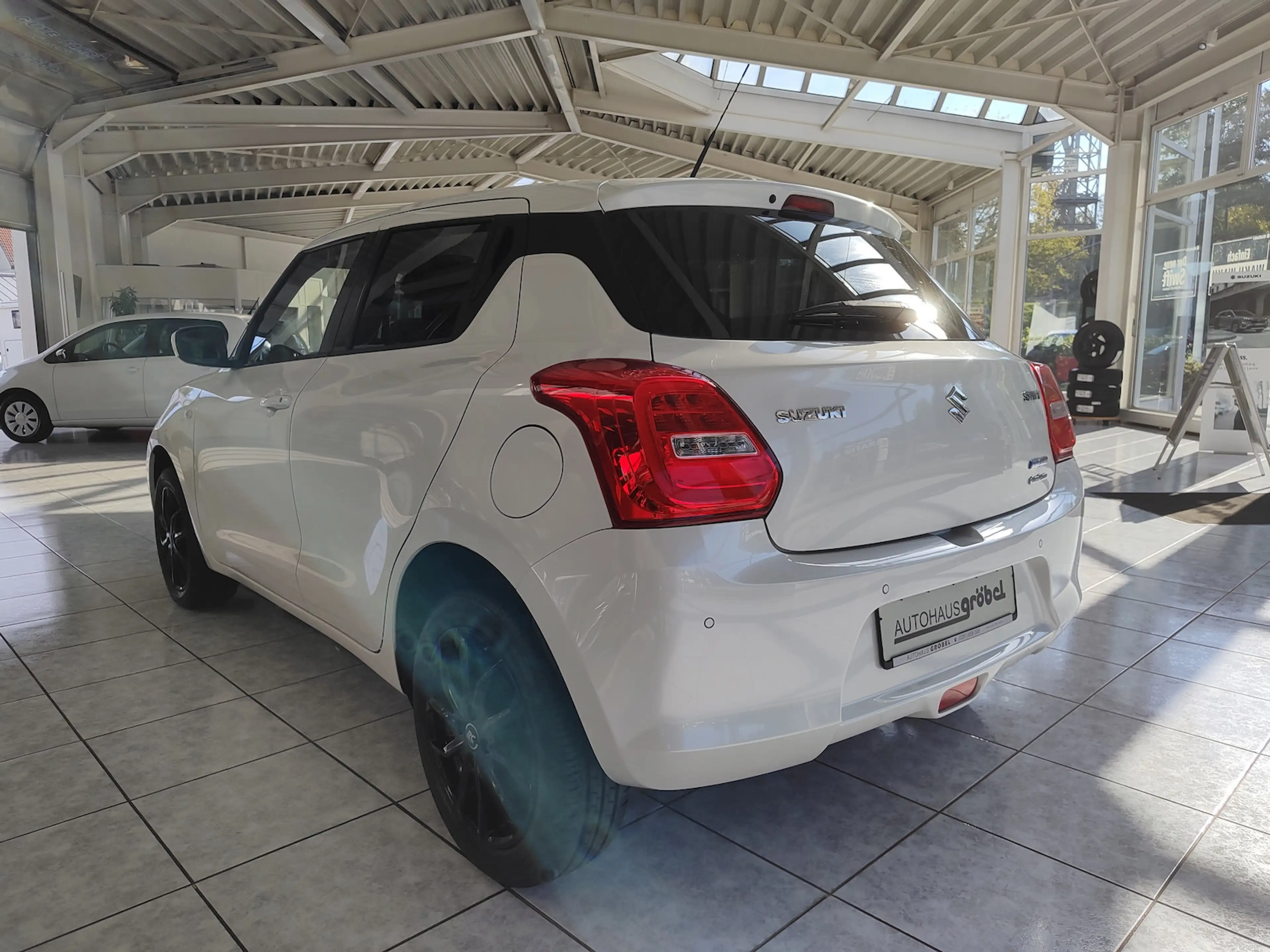 Suzuki Swift 1.2 Dualjet Hybrid Comfort 4x4 Audio Syst. — photo 10