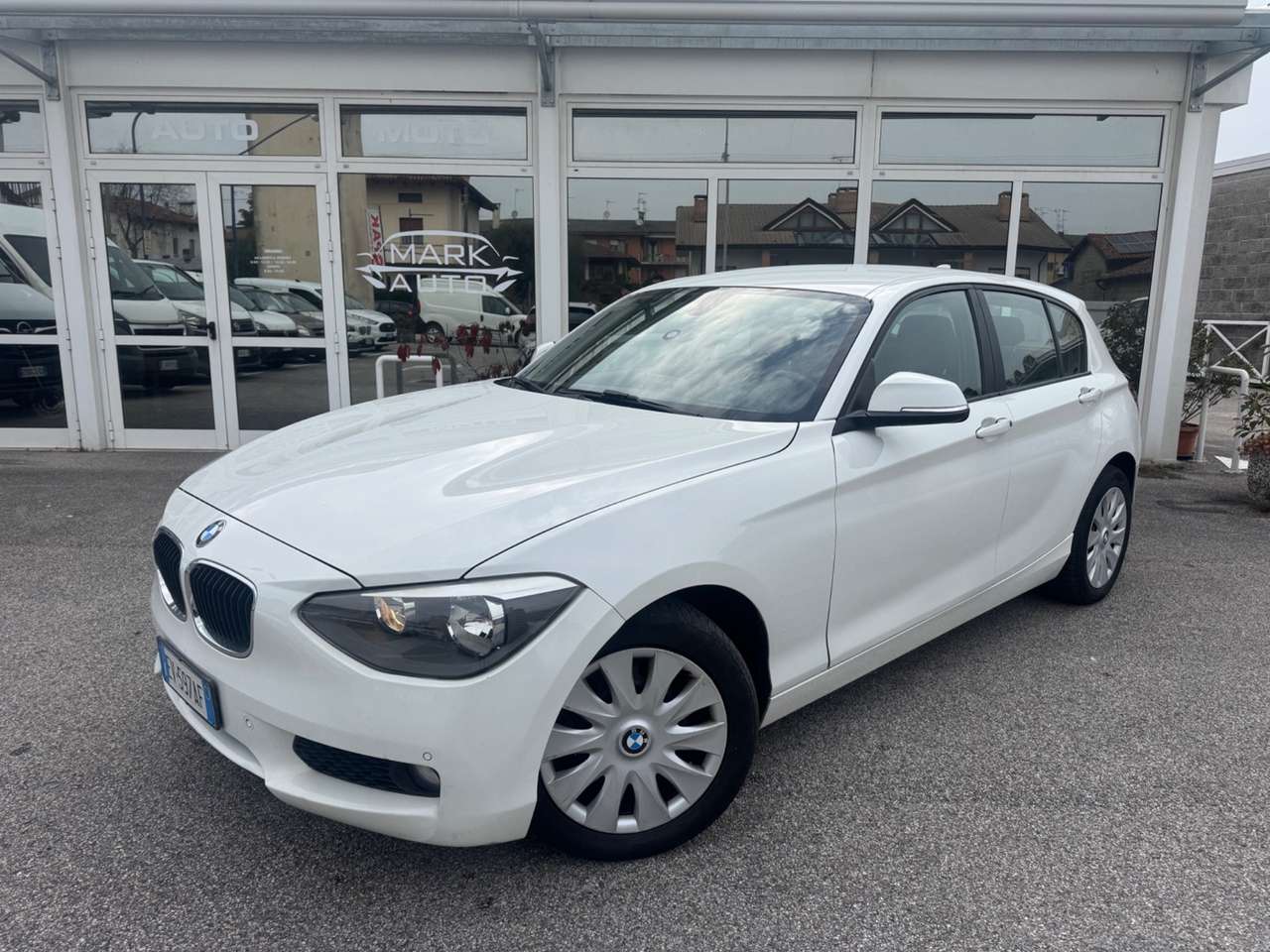 BMW 116 116d 5p. Efficient Dynamics Urban