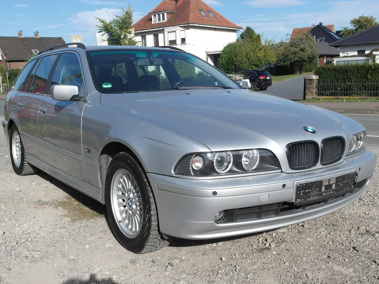 BMW 520 5er Touring 520i Gepflegt Auto Tüv Au 12/2027, foto 1