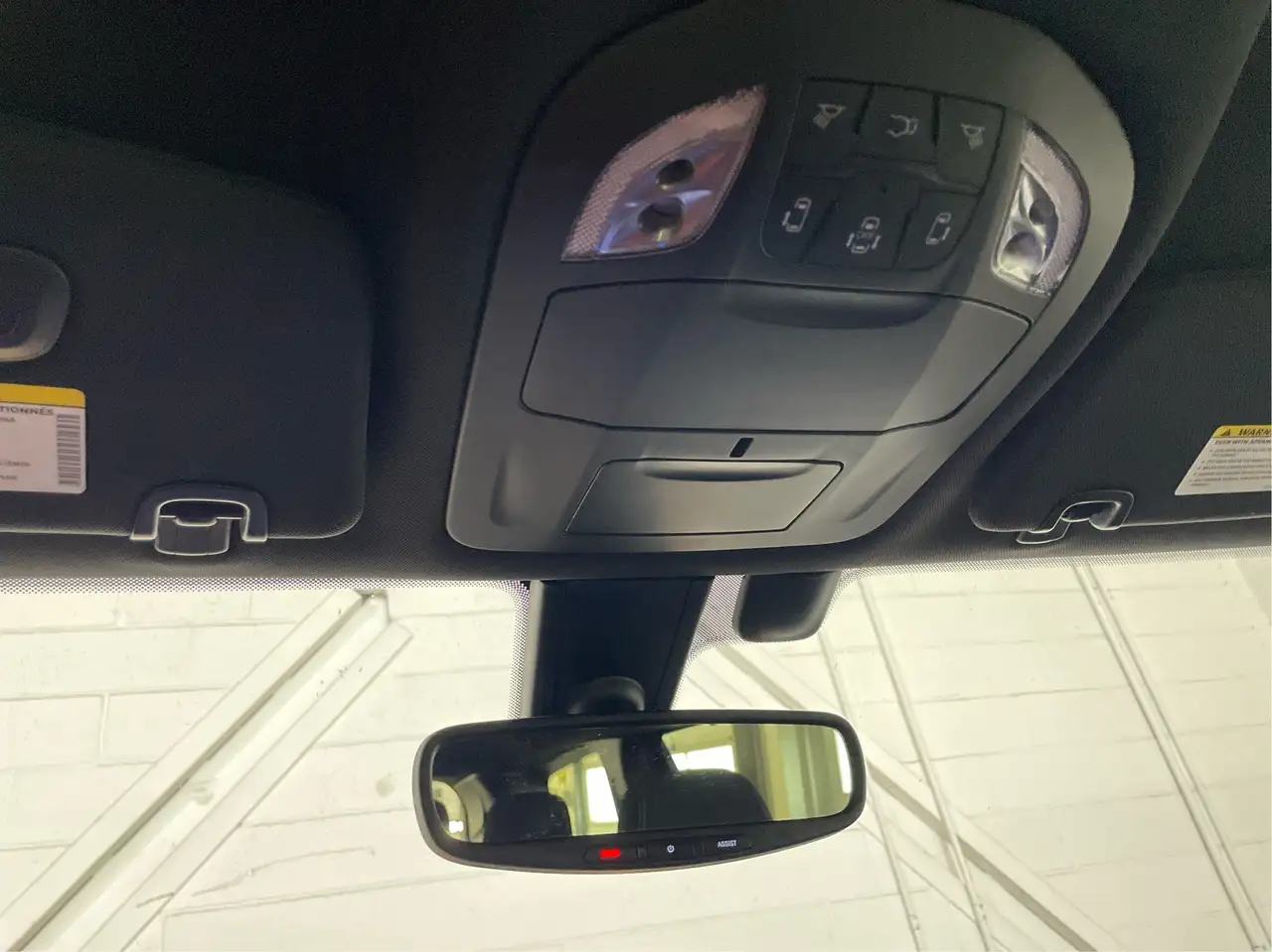 Chrysler Pacifica снимка Chrysler Pacifica
