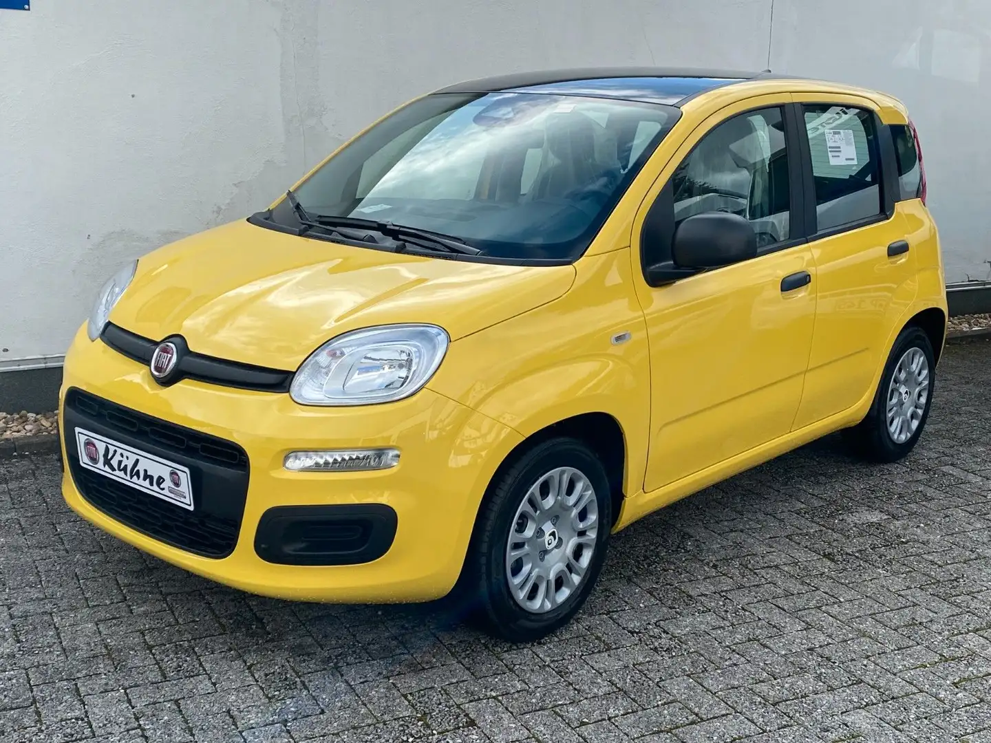 Fiat Panda 1.0 GSE Pandina Hybrid Dach schwarz Jaune - 2