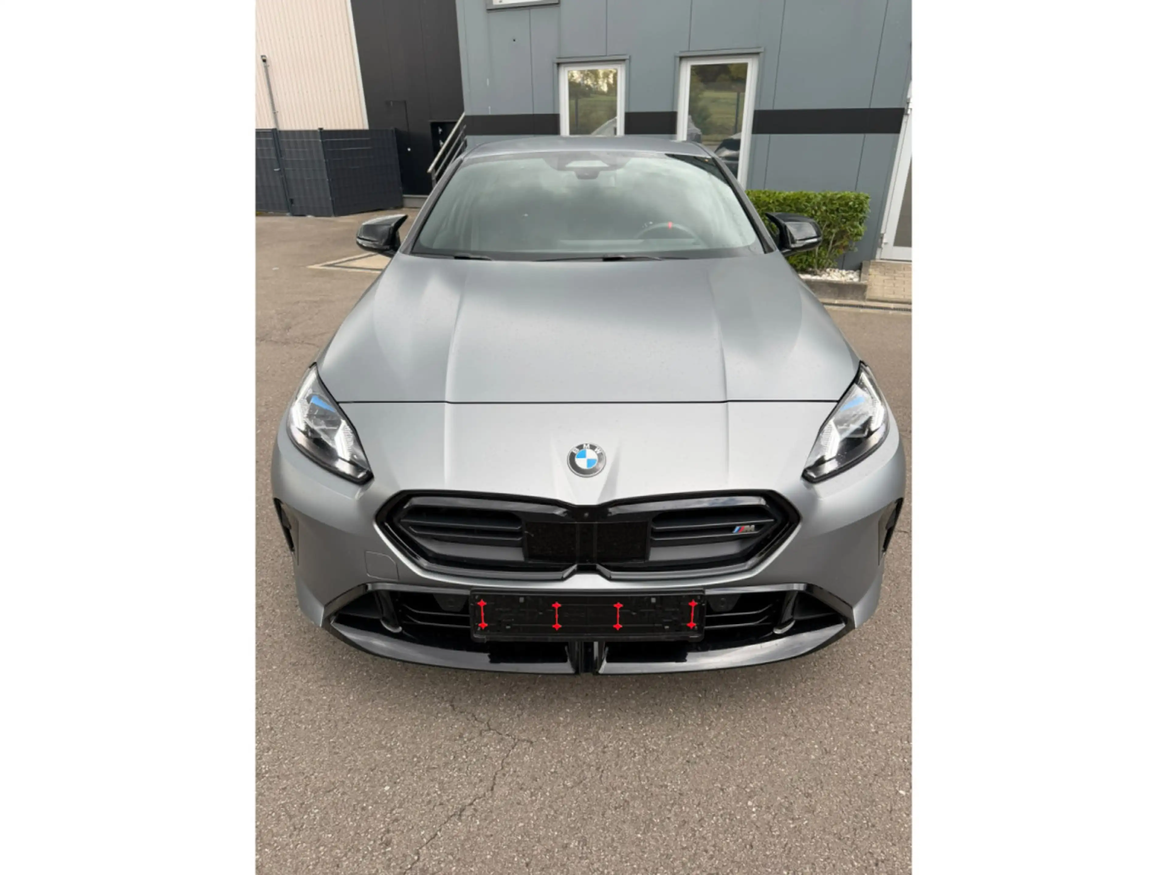 BMW 135 M XDRIVE F70 FROZEN GREY METALLIC — photo 2