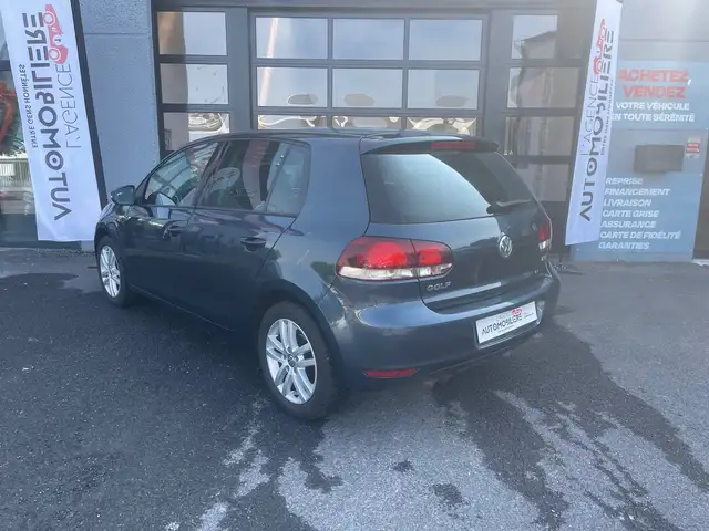 Volkswagen Golf view 6