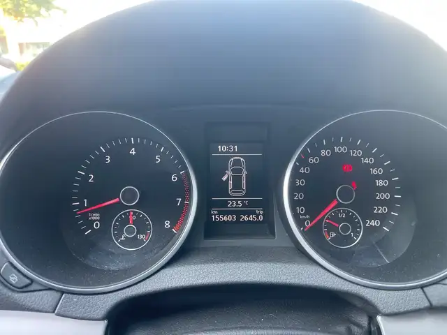 Volkswagen Golf view 10