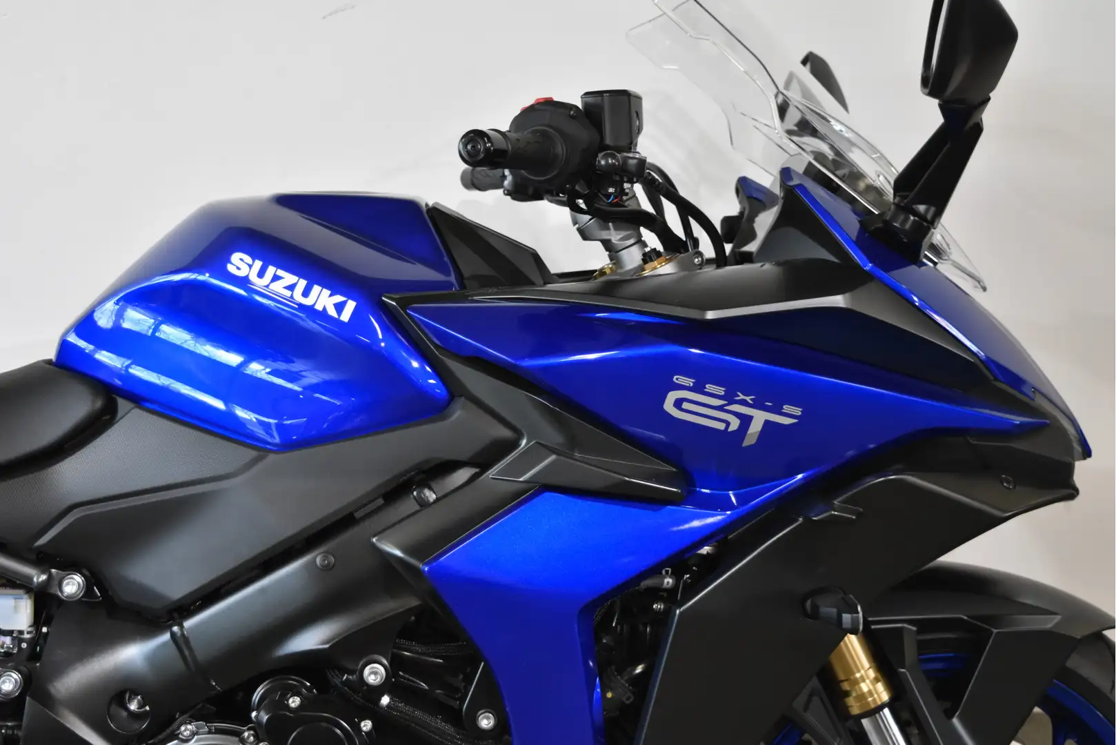 Suzuki GSX S 1000GT Blauw - 2