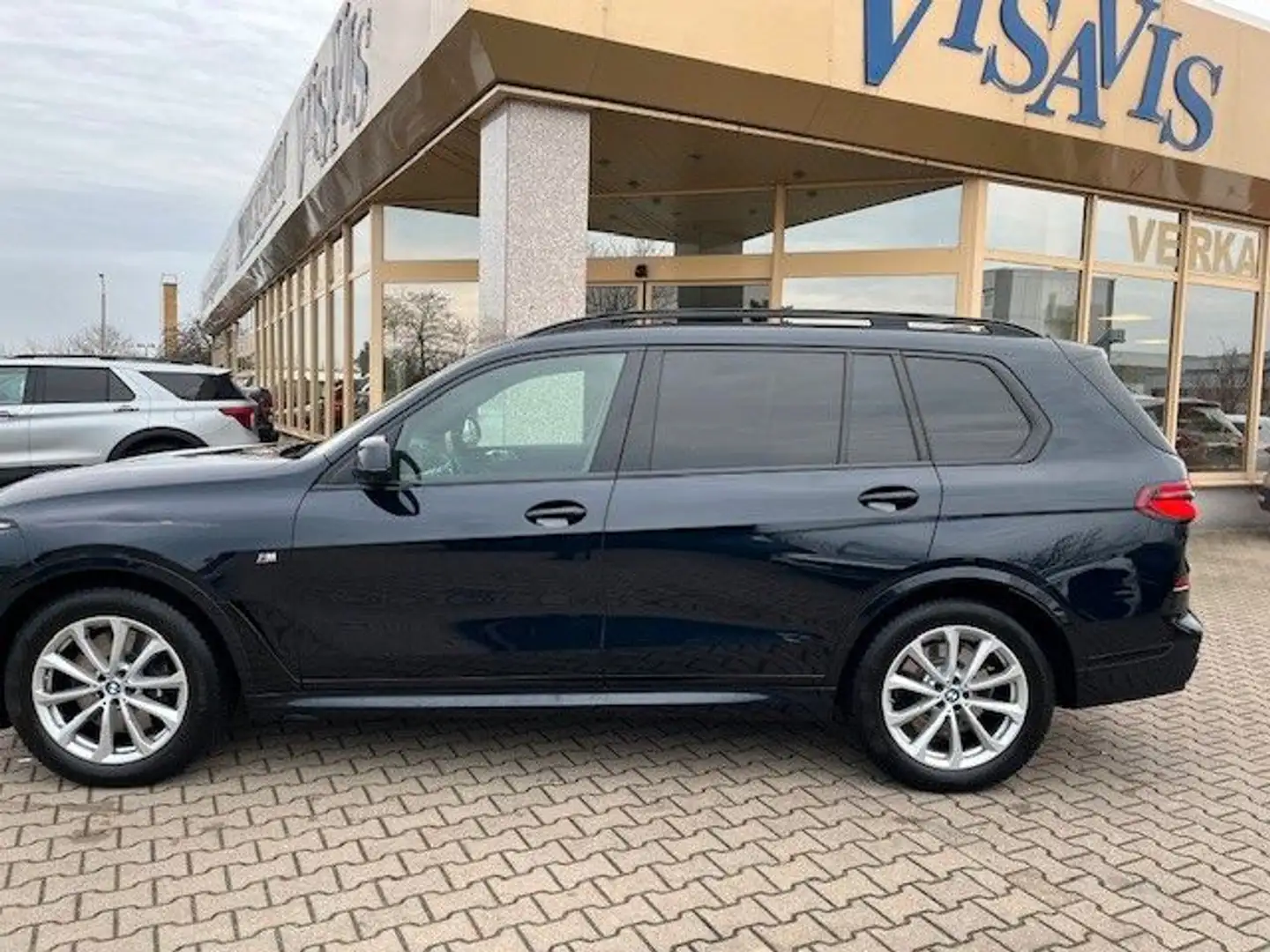 BMW X7 xDrive 40 d M Sport Pro Paket Panoramadach Negru - 2