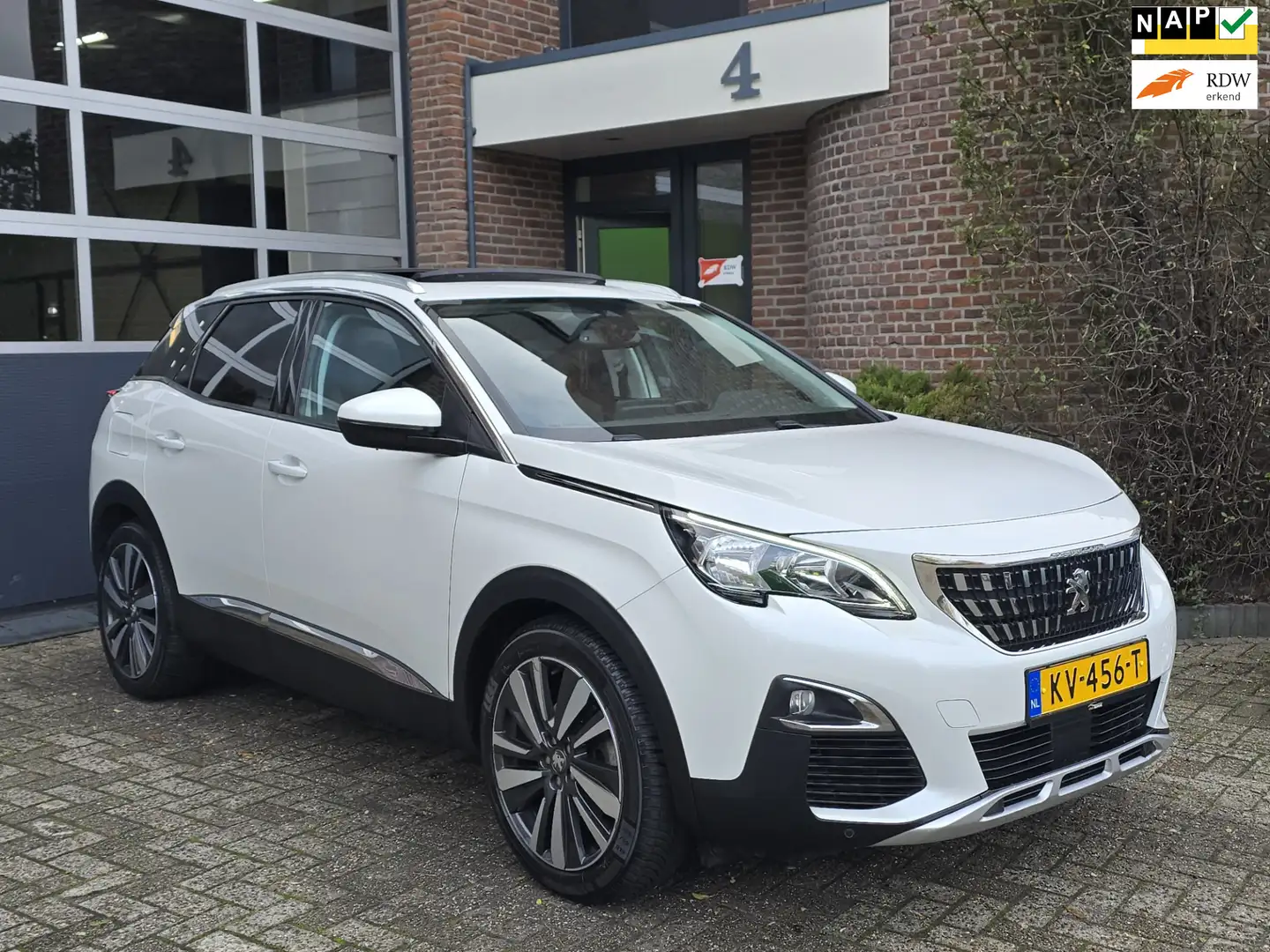 Peugeot 3008 1.2 PureTech Première Pano |Carplay |Nap |Cruise Wit - 1