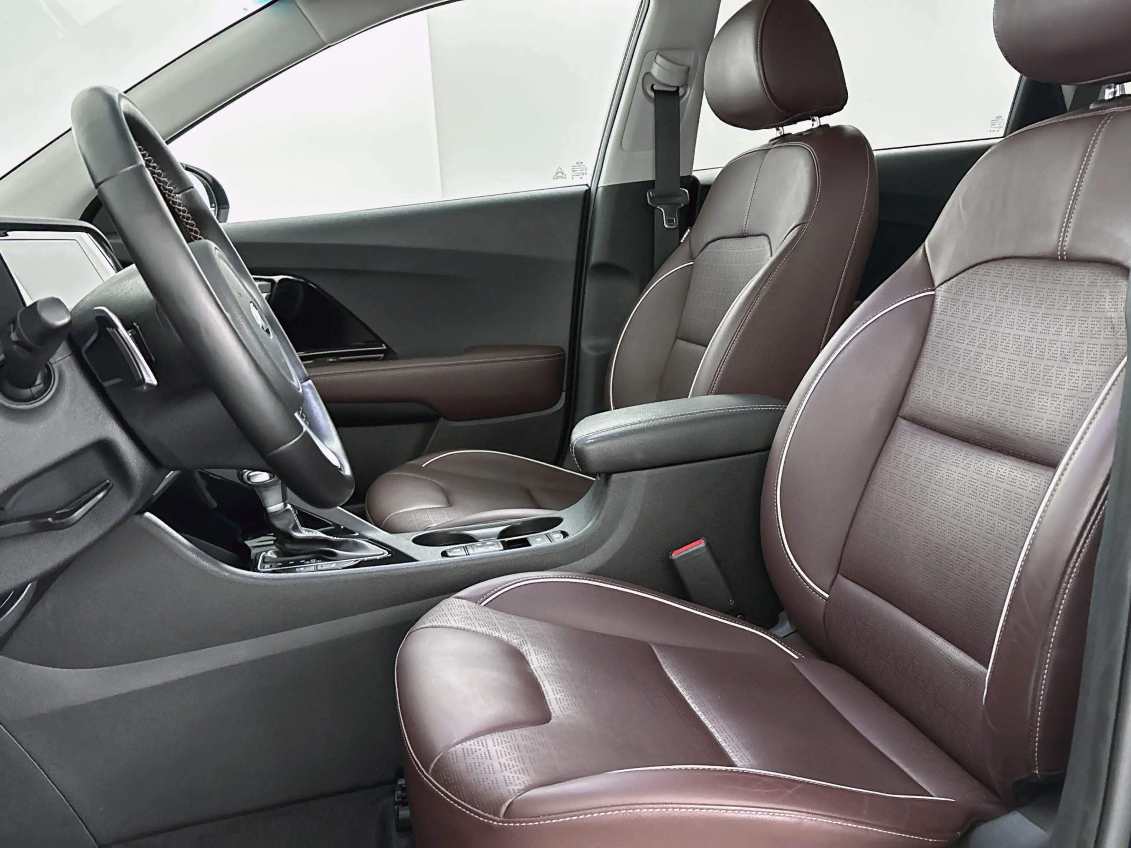 Kia Niro - 1.6 GDi Hybrid ExecutiveLine // DEALERONDERHOUDE — photo 3