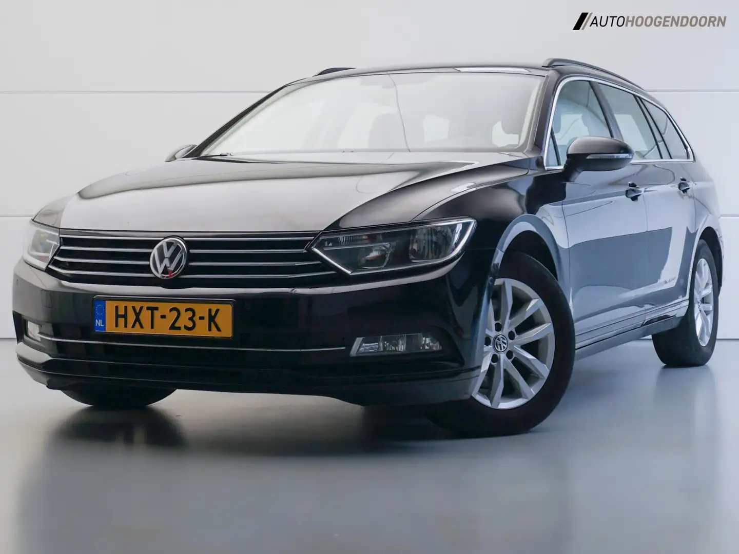 Volkswagen Passat Variant 1.4 TSI Business Edition (NAVIGATIE,STOELVERWARMIN Zwart - 1