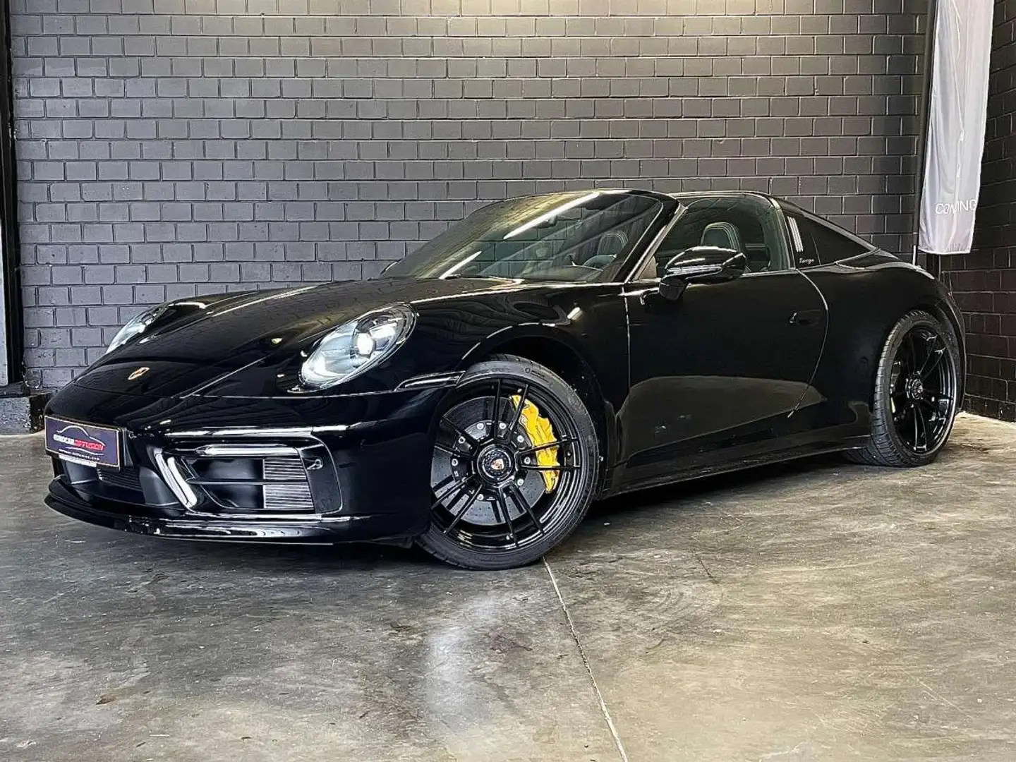 Porsche 911 992 Targa 4 GTS Noir - 1