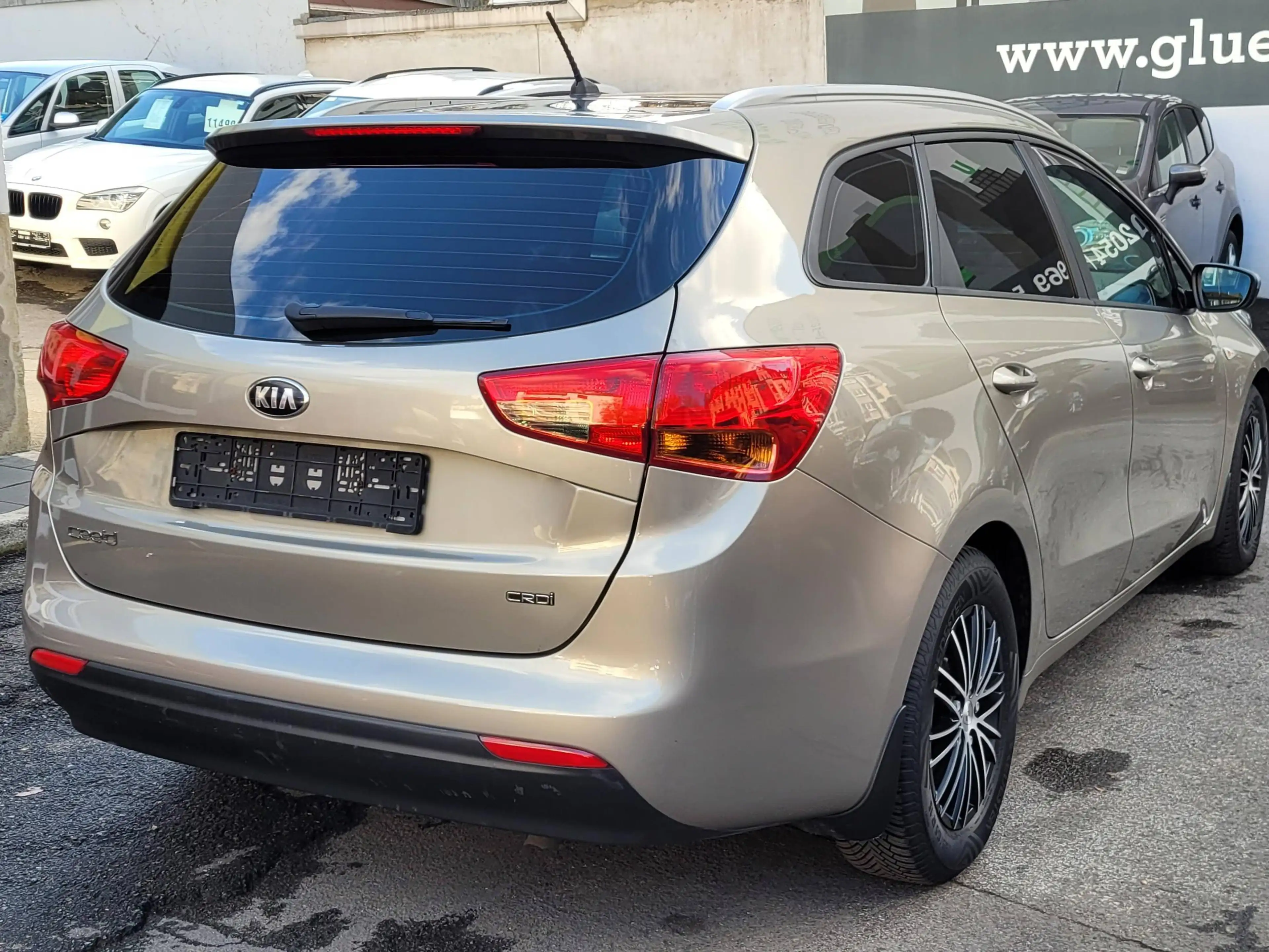 Kia Ceed SW / cee'd SW Ceed SW 1.6 CRDi Spirit 1. Hand*Pano*8-fach*Aluf. — photo 11