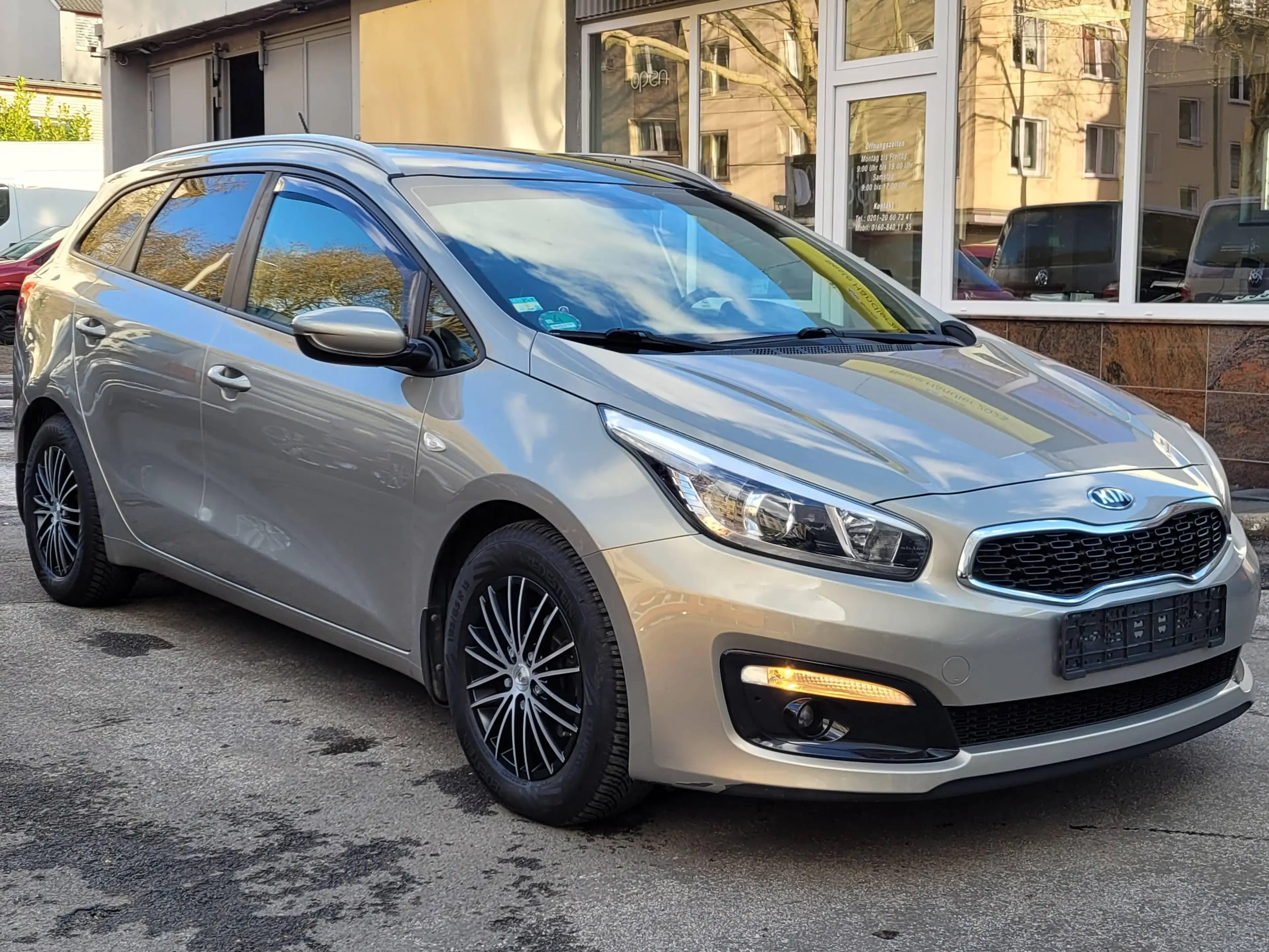Kia Ceed SW / cee'd SW Ceed SW 1.6 CRDi Spirit 1. Hand*Pano*8-fach*Aluf. — photo 3