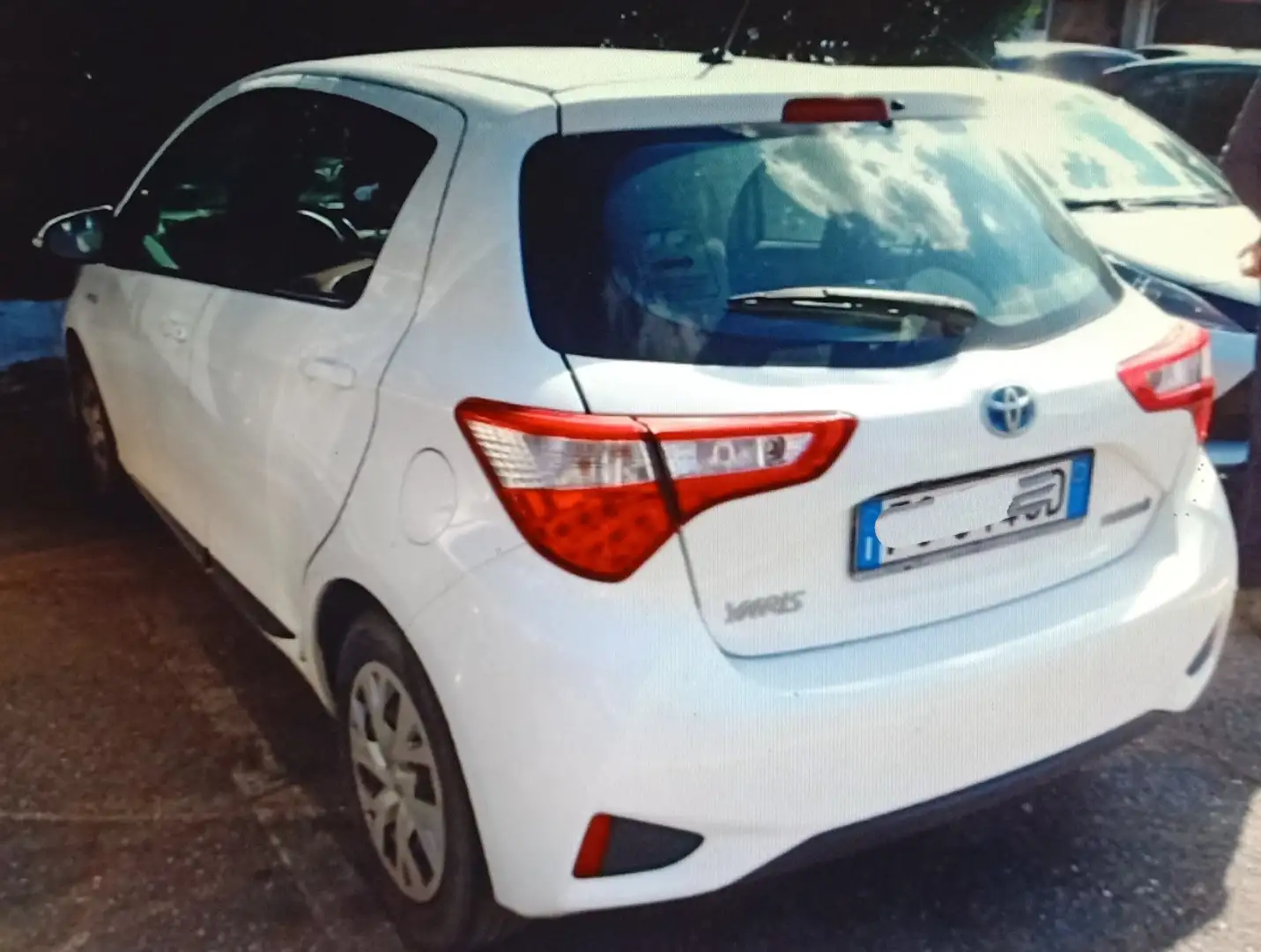 Toyota Yaris 5p 1.5 Business HYBRID (Prezzo Reale) Bianco - 2
