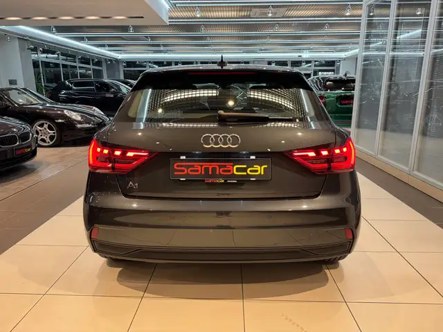 Audi A1 view 6