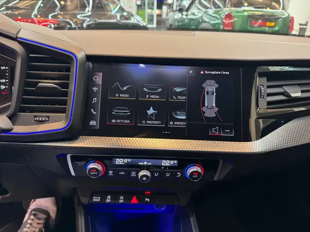 Audi A1 view 11