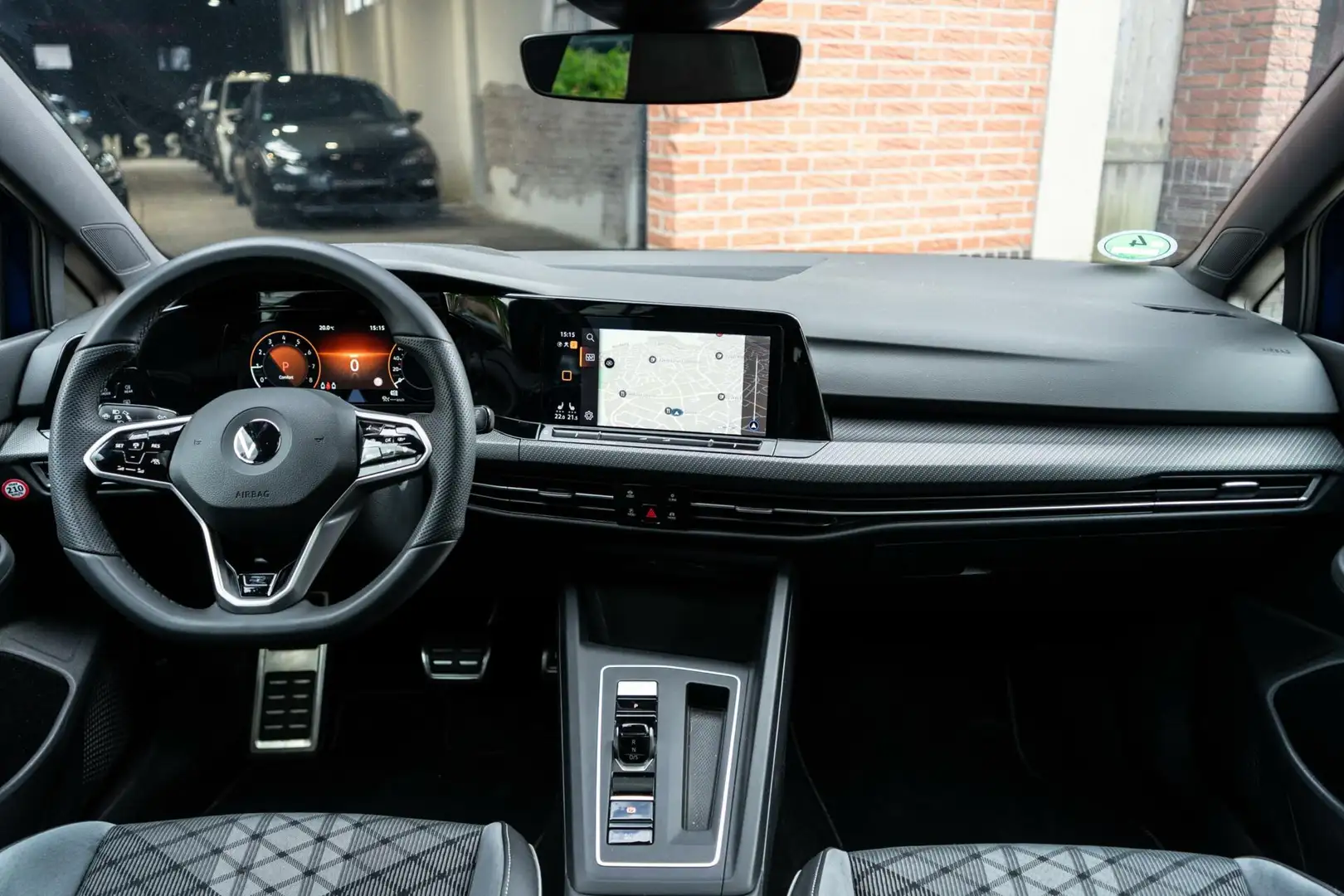 Volkswagen Golf 1.5 eTSI R-Line Pano / HUD / Camera Blau - 2